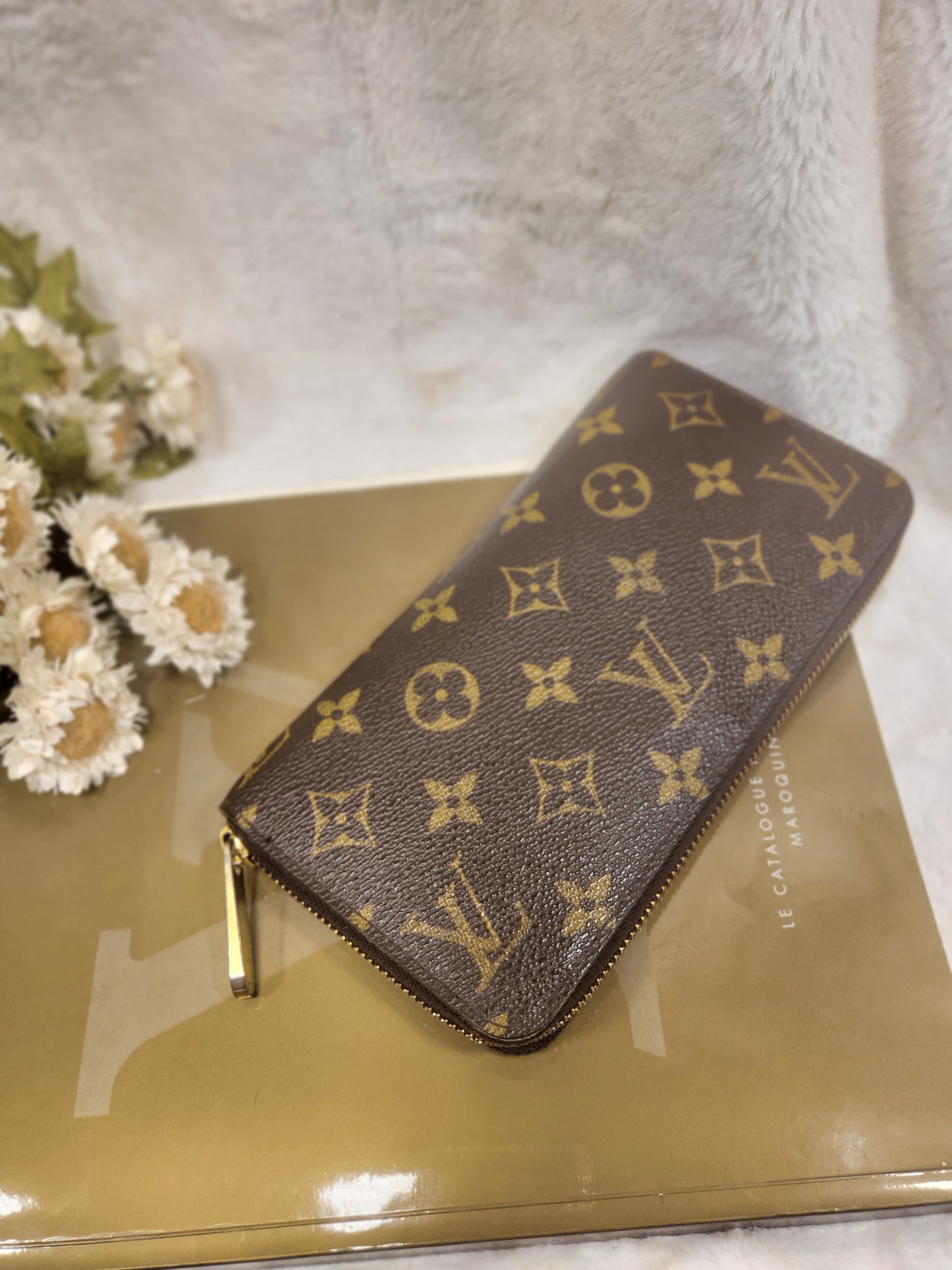 Authentic pre-owned Louis Vuitton monogram compact zippy wallet