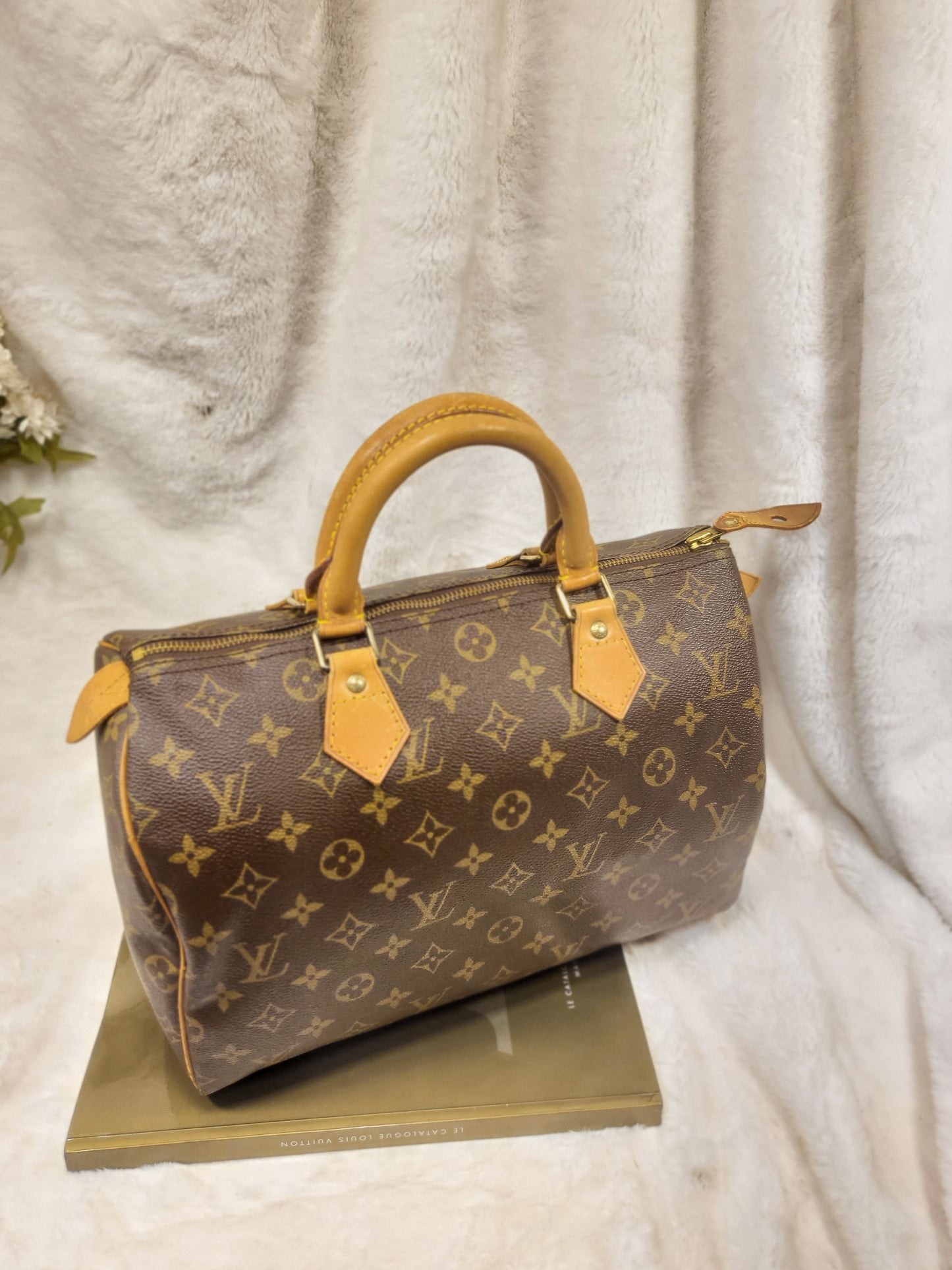 Authentic pre-owned Louis Vuitton Speedy 30