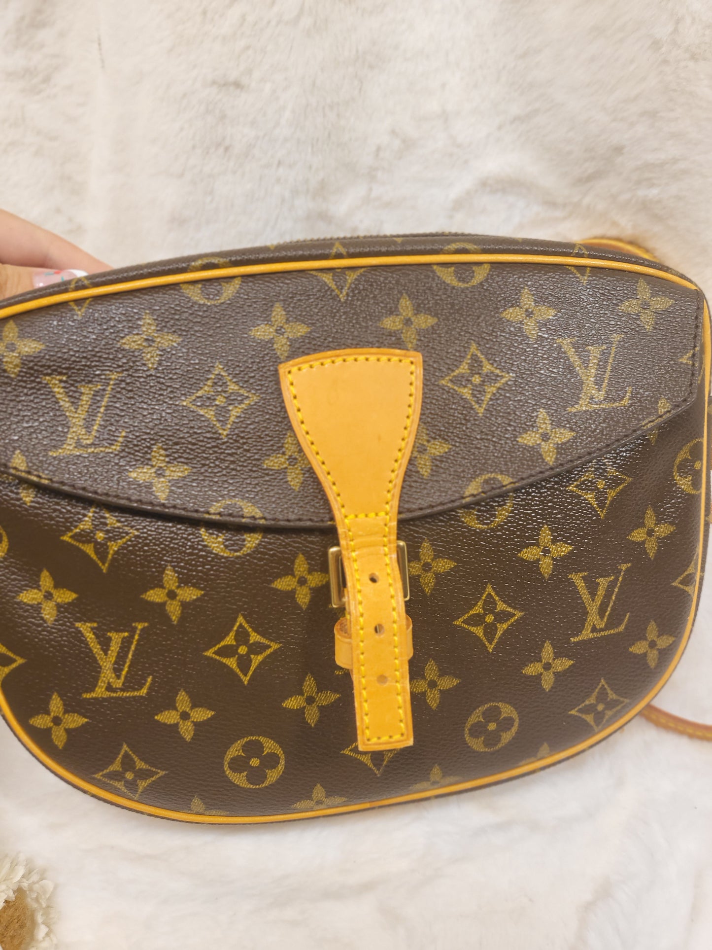 Authentic pre-owned Louis Vuitton Jeune Fille mm crossbody shoulder bag