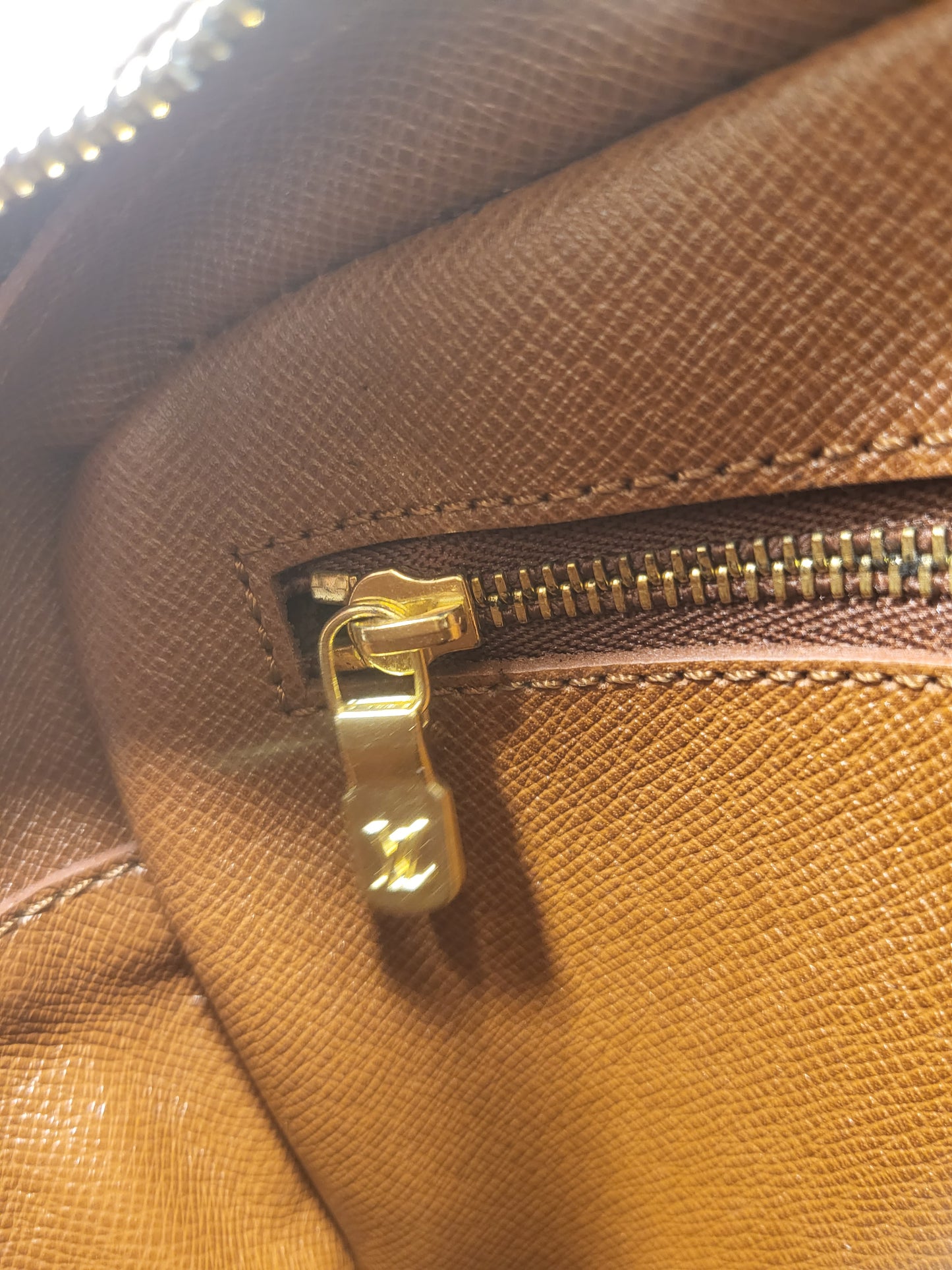 Authentic pre-owned Louis Vuitton Jeune Fille mm crossbody shoulder bag
