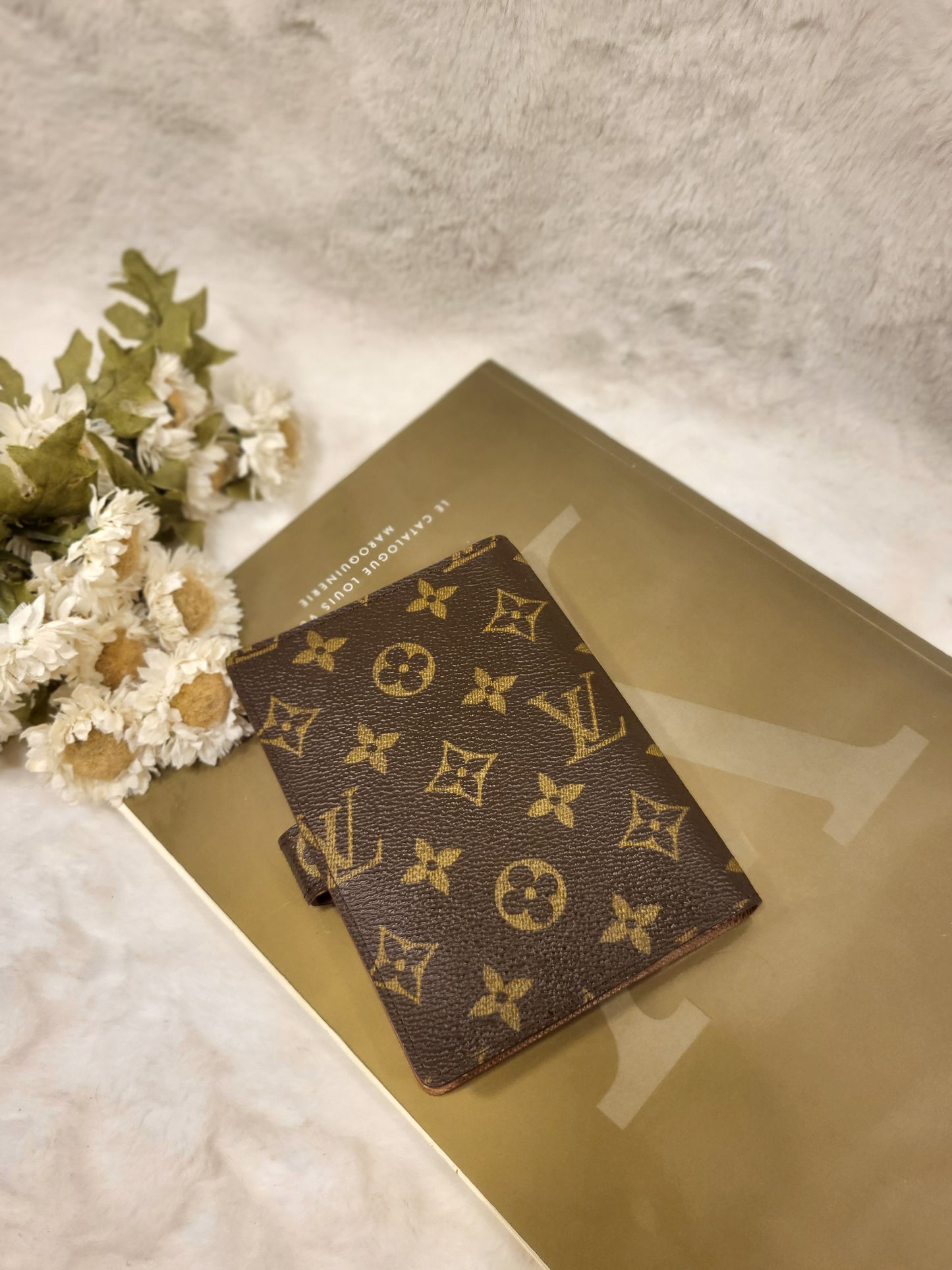Authentic pre-owned Louis Vuitton Agenda pm