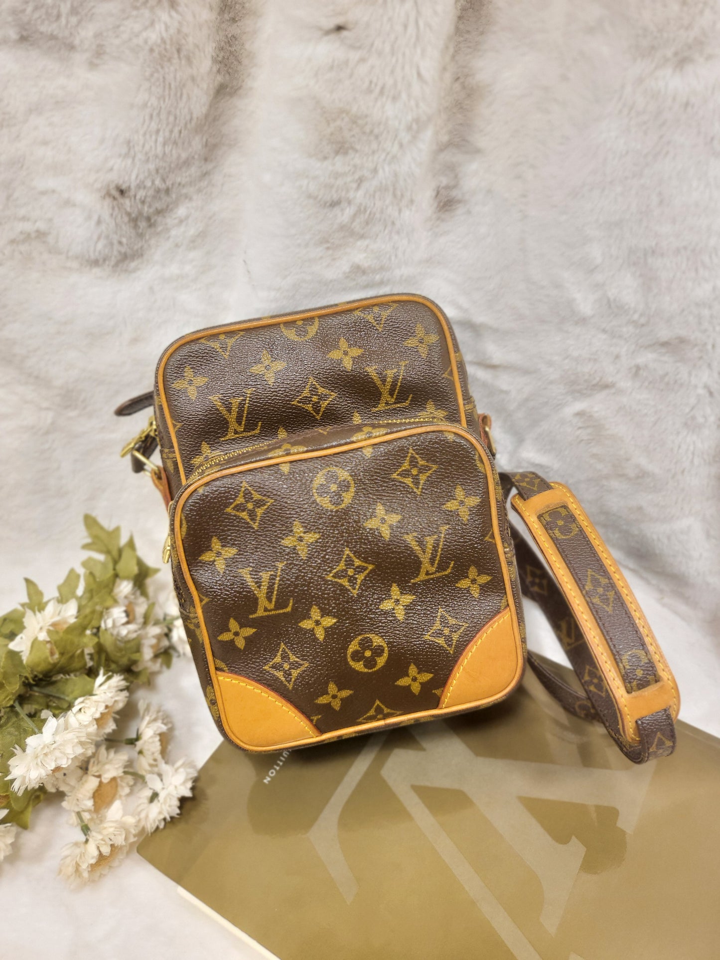 Authentic pre-owned Louis Vuitton Amazone pm crossbody shoulder bag