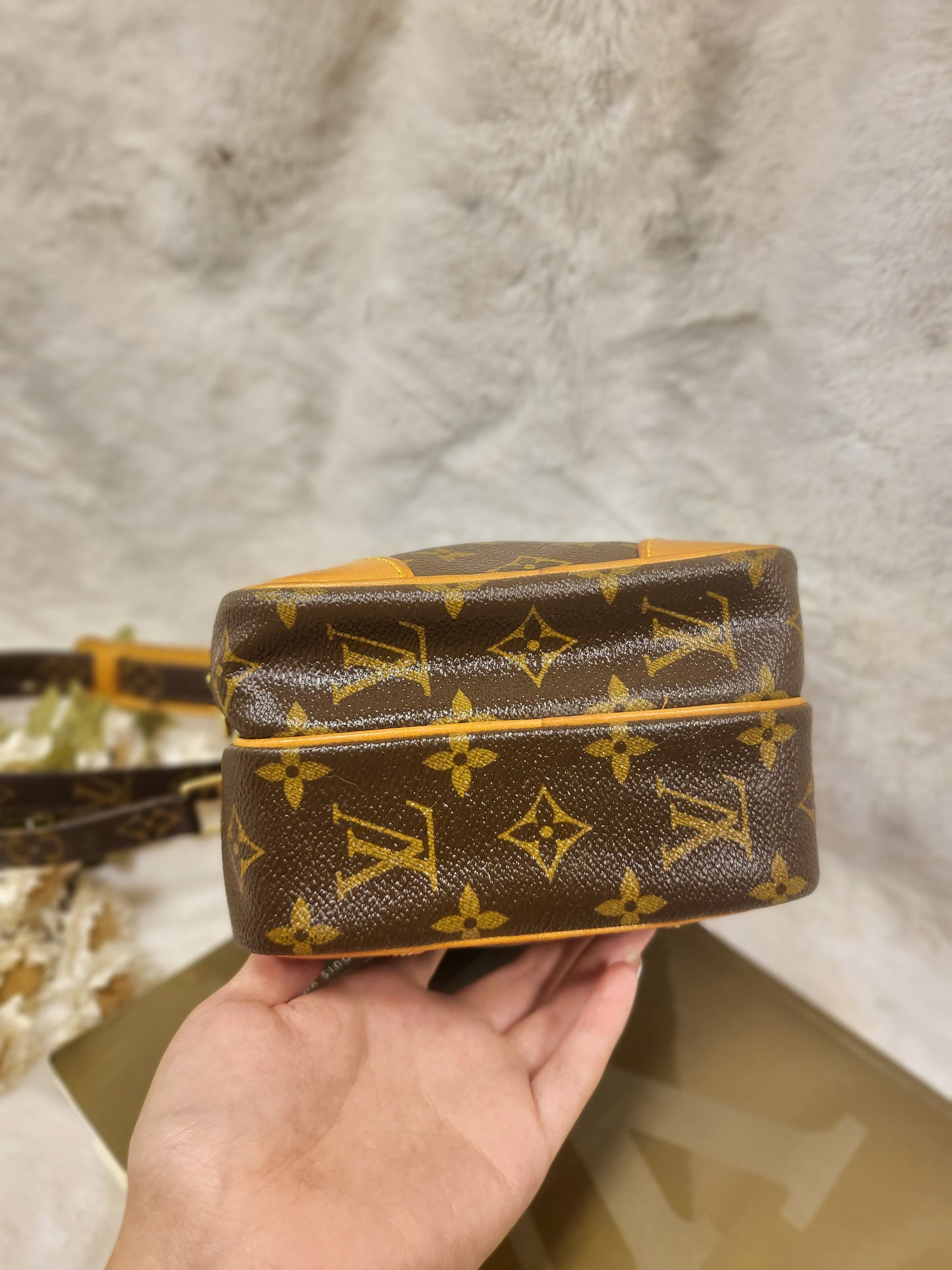 Authentic pre-owned Louis Vuitton Amazone pm crossbody shoulder bag
