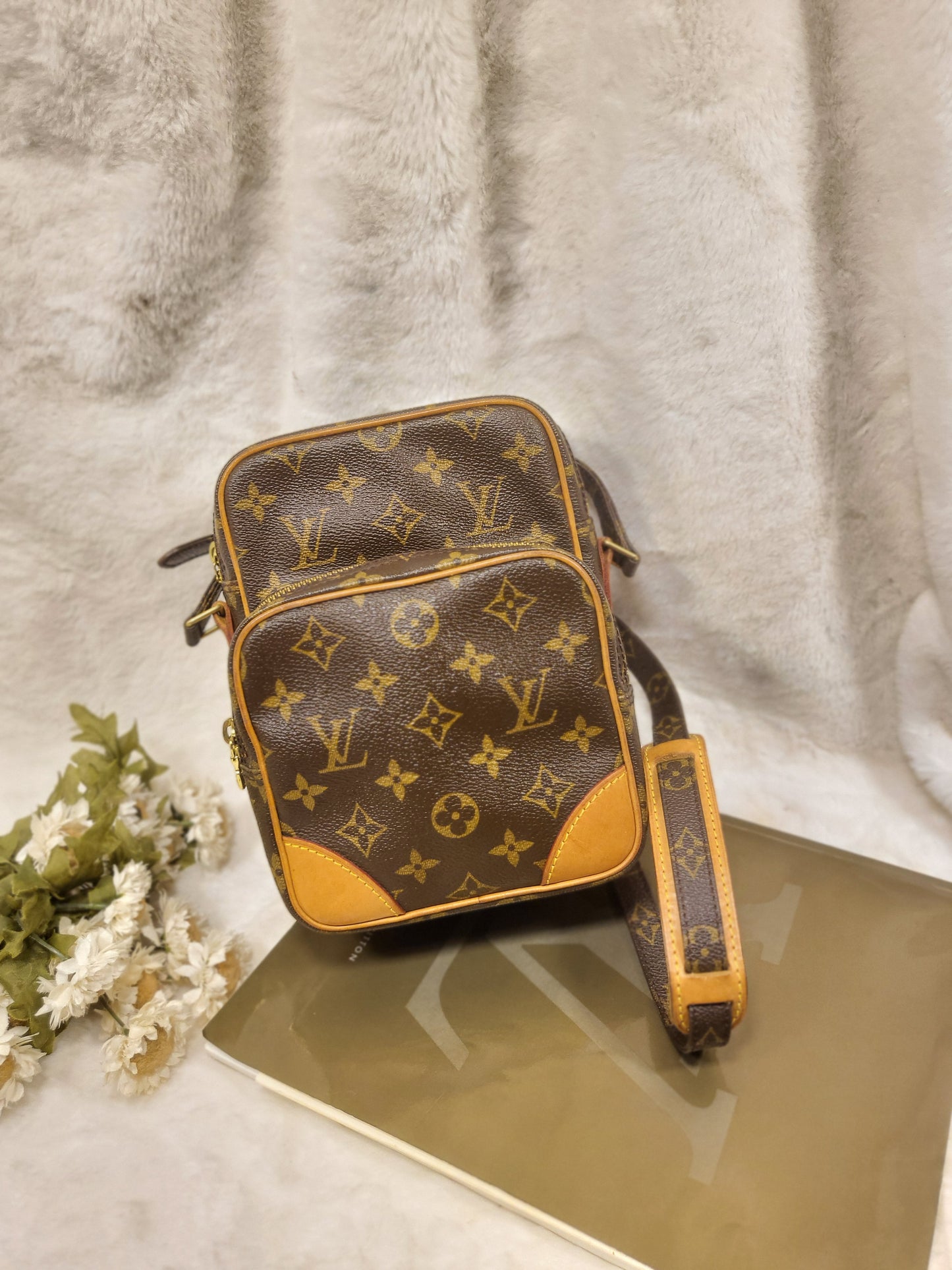 Authentic pre-owned Louis Vuitton Amazone pm crossbody shoulder bag