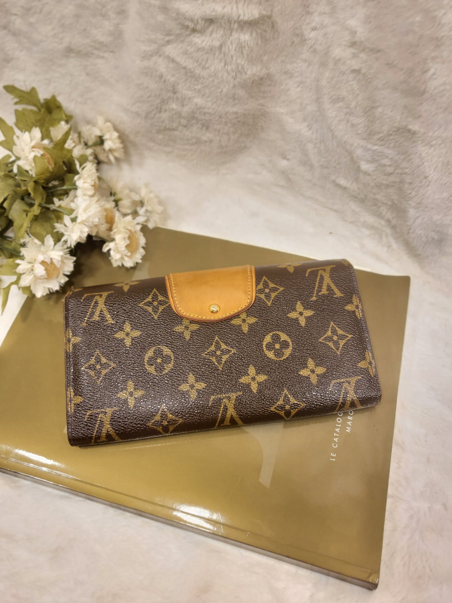 Authentic pre-owned Louis Vuitton Boetie wallet