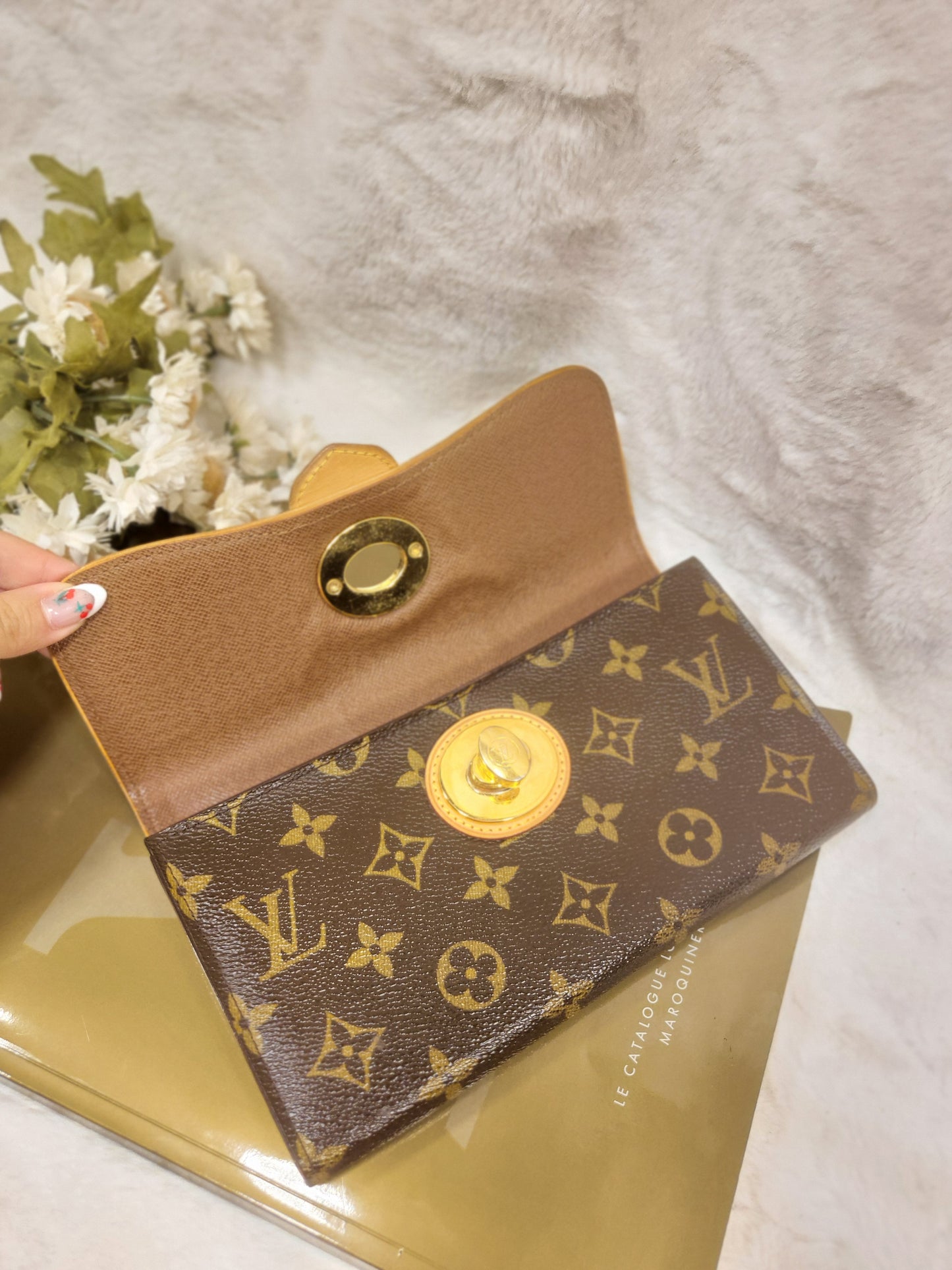 Authentic pre-owned Louis Vuitton Boetie wallet