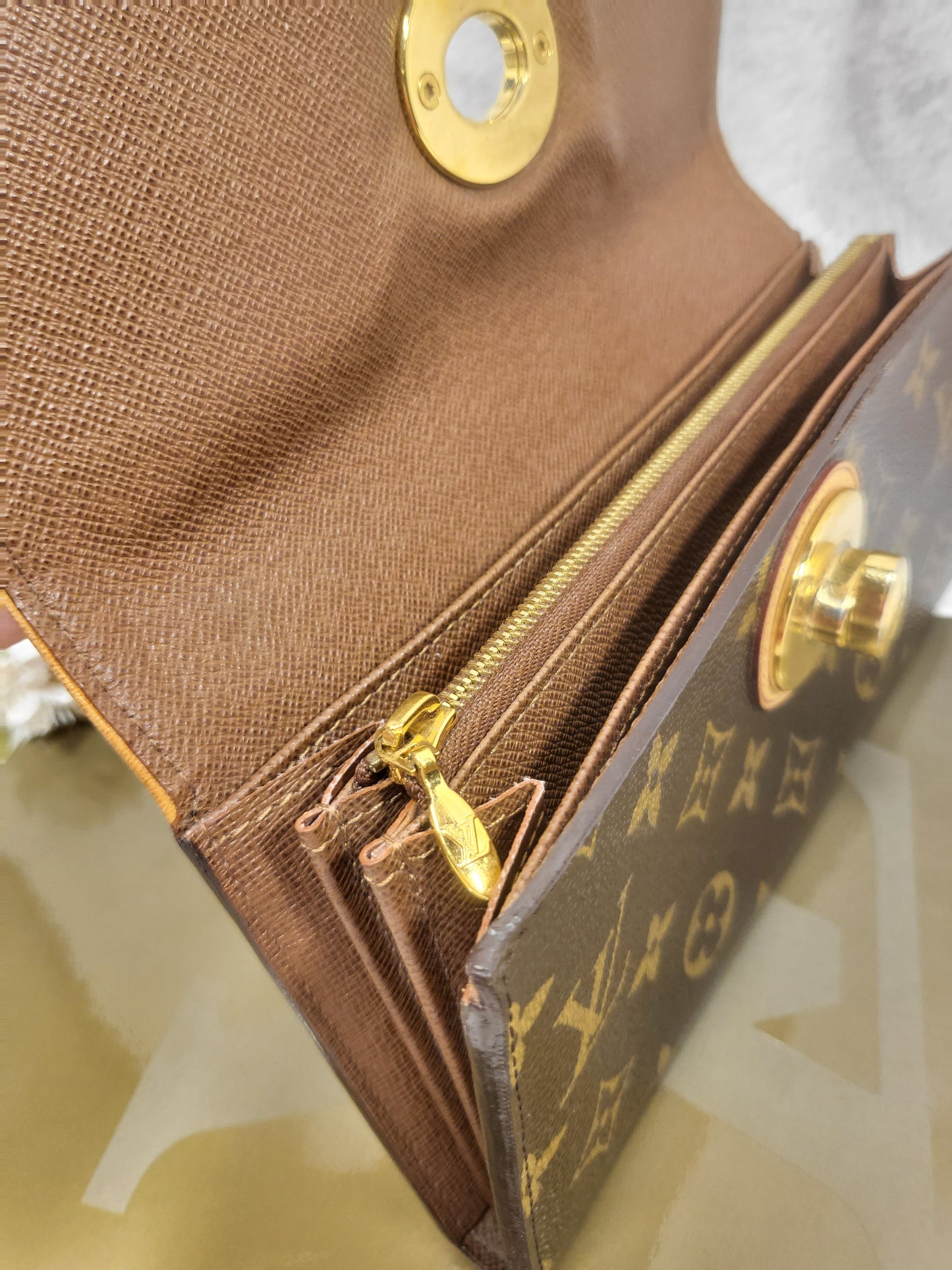 Authentic pre-owned Louis Vuitton Boetie wallet