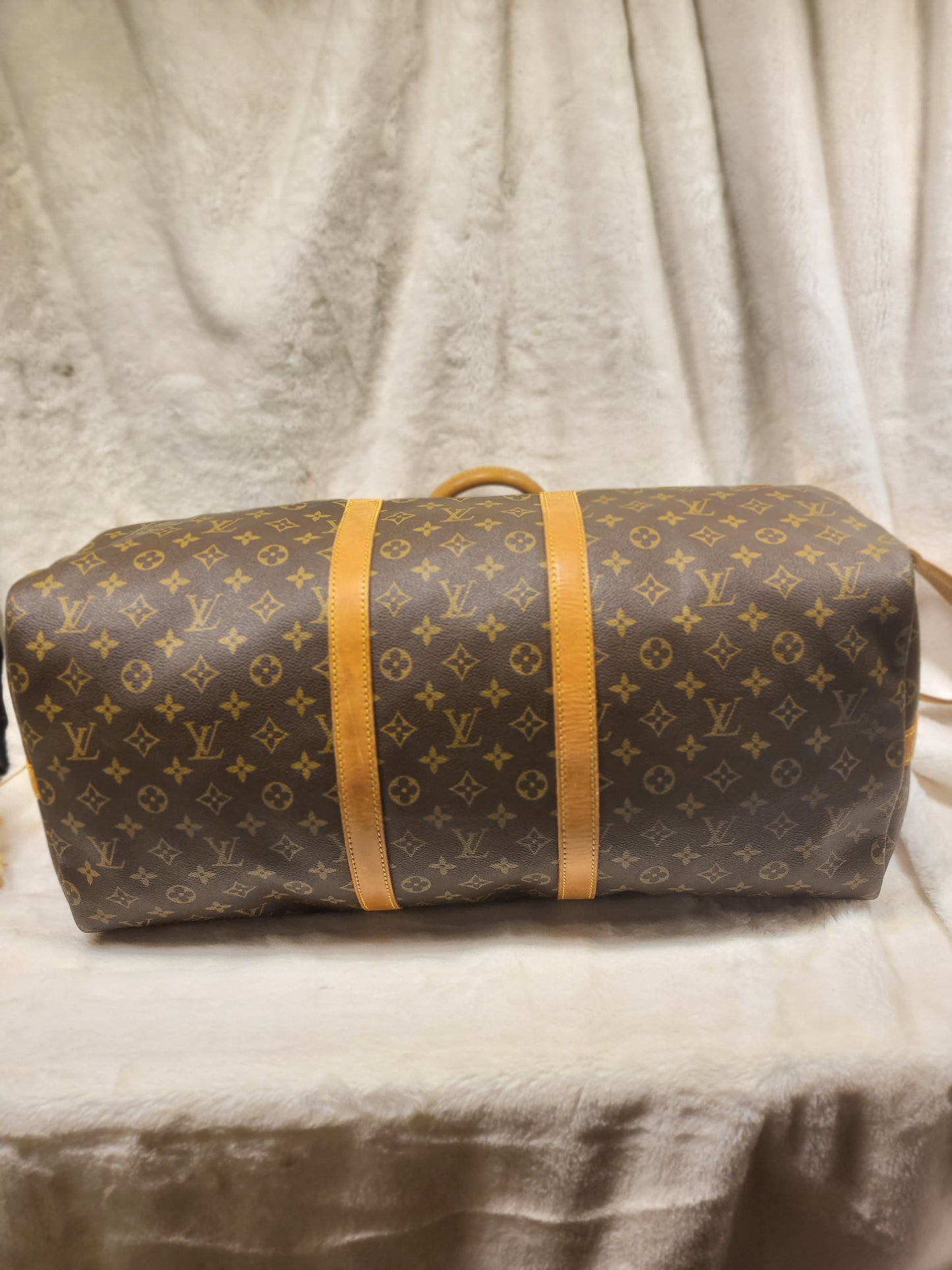 Authentic pre-owned Louis Vuitton Keepall 55 bandoliere