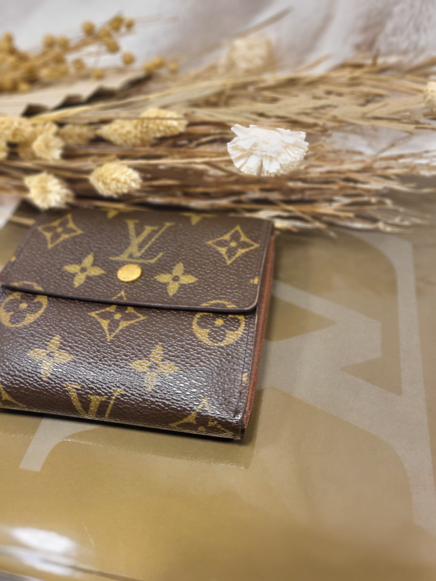 Authentic pre-owned Louis Vuitton Elise Trifold wallet