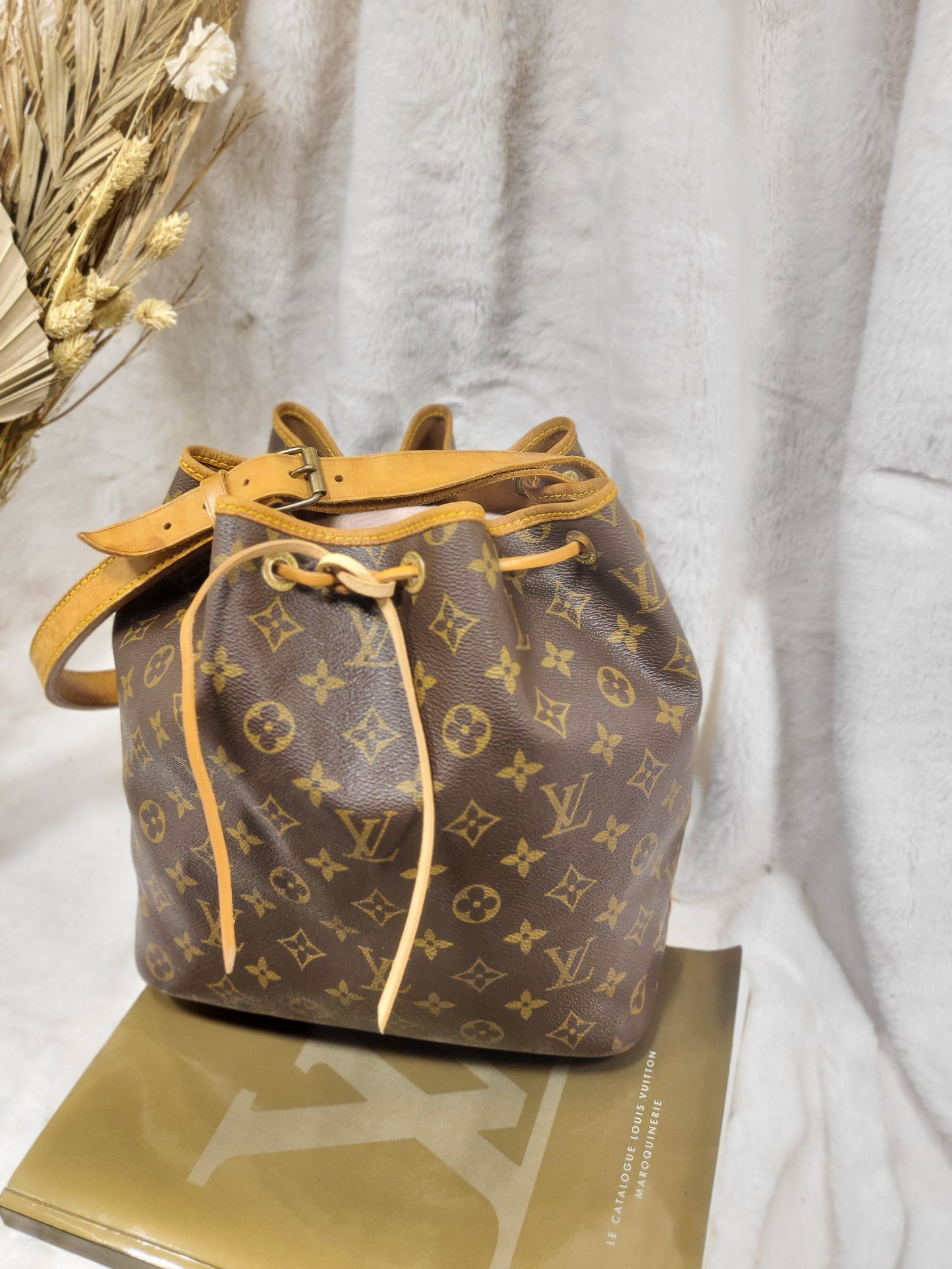 Authentic pre-owned Louis Vuitton Petit Noe bucket shoulder bag