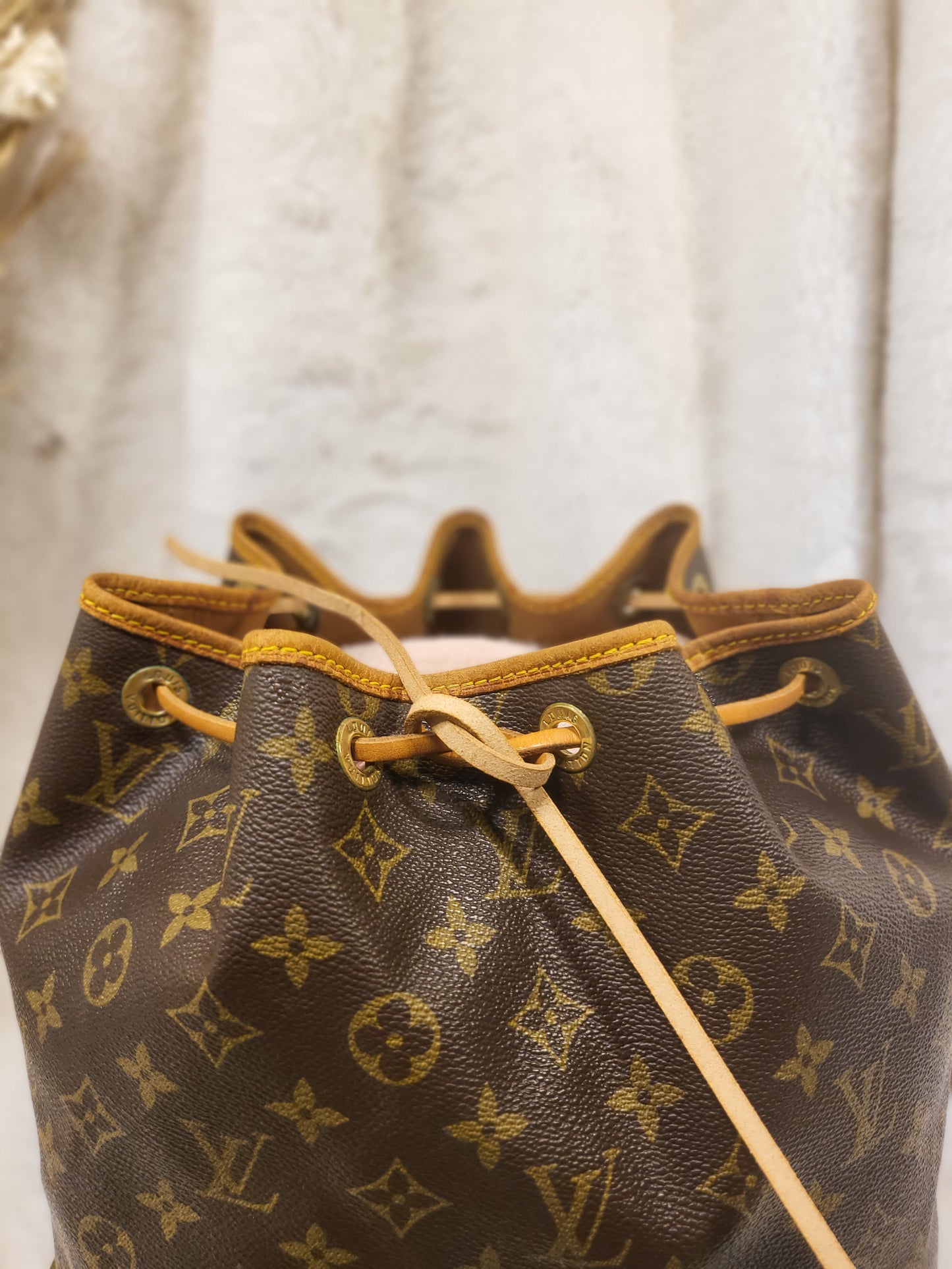 Authentic pre-owned Louis Vuitton Petit Noe bucket shoulder bag