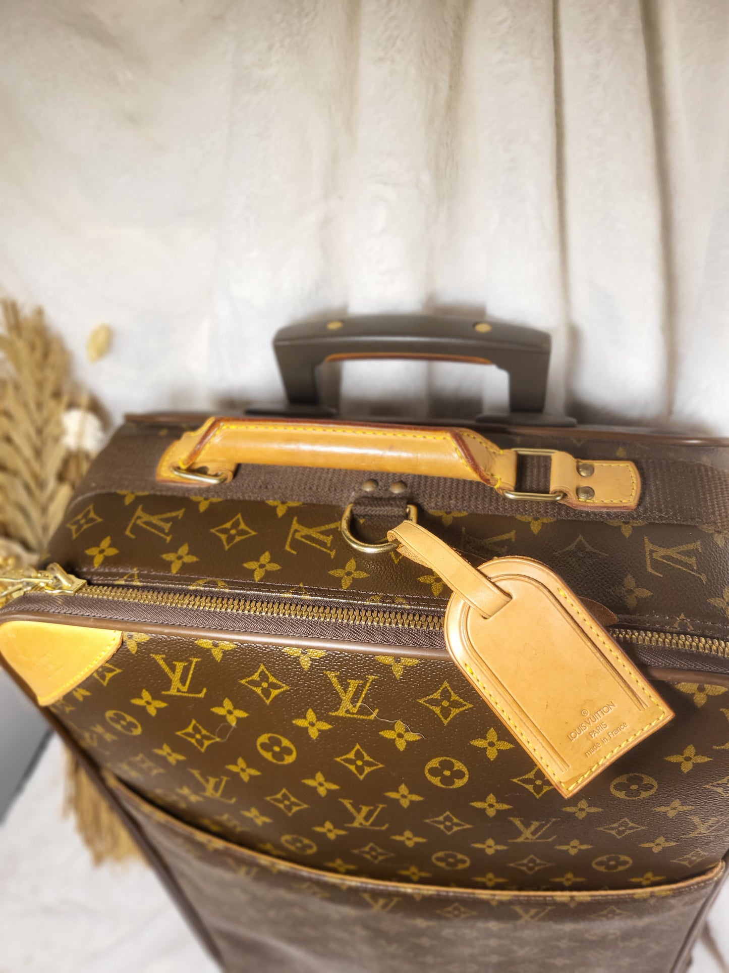 Authentic pre-owned Louis Vuitton Pegase 55 suitcase carry on