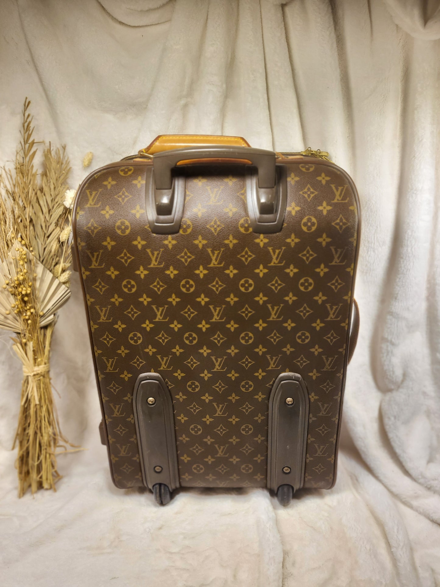 Authentic pre-owned Louis Vuitton Pegase 55 suitcase carry on