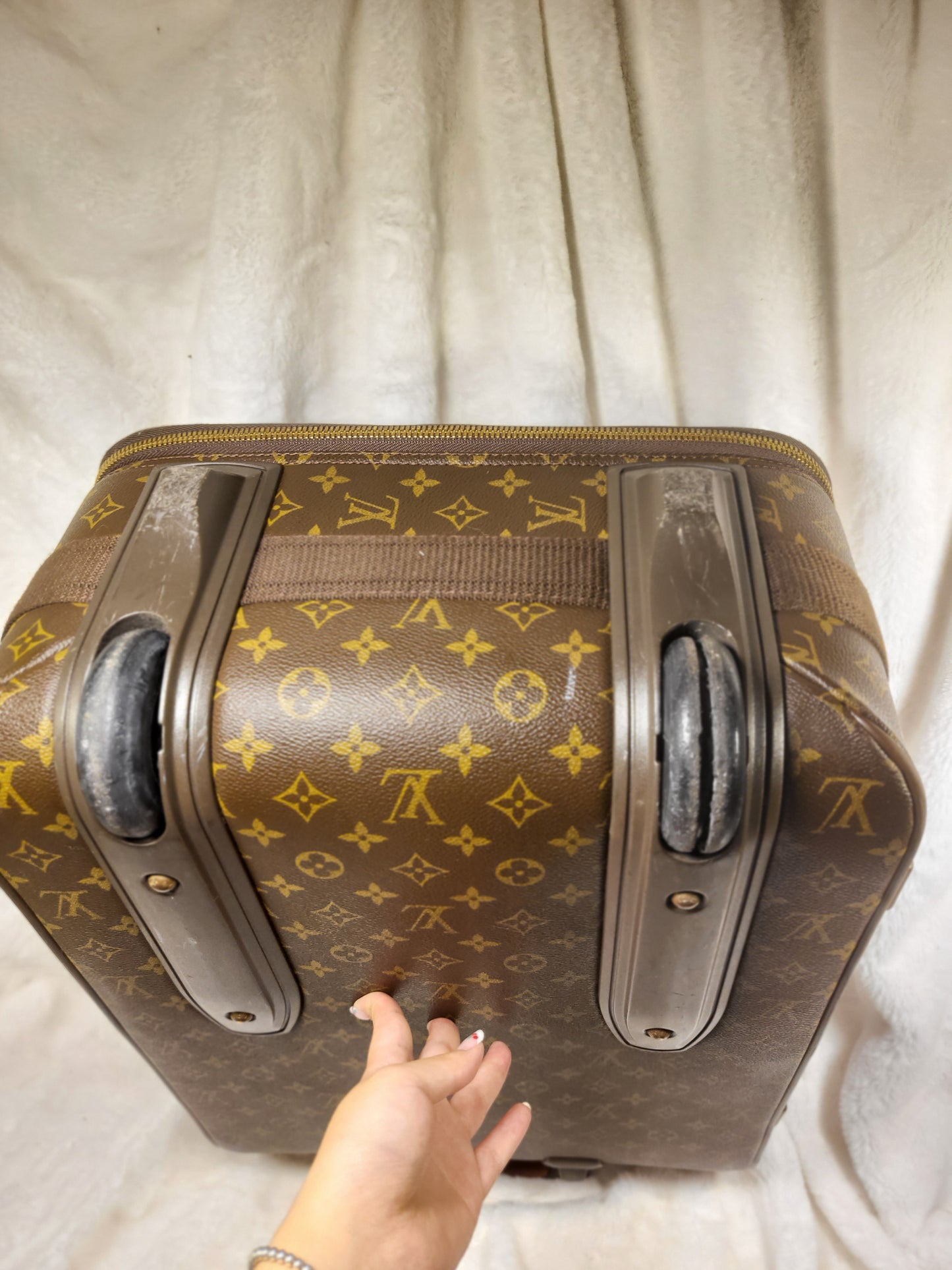 Authentic pre-owned Louis Vuitton Pegase 55 suitcase carry on