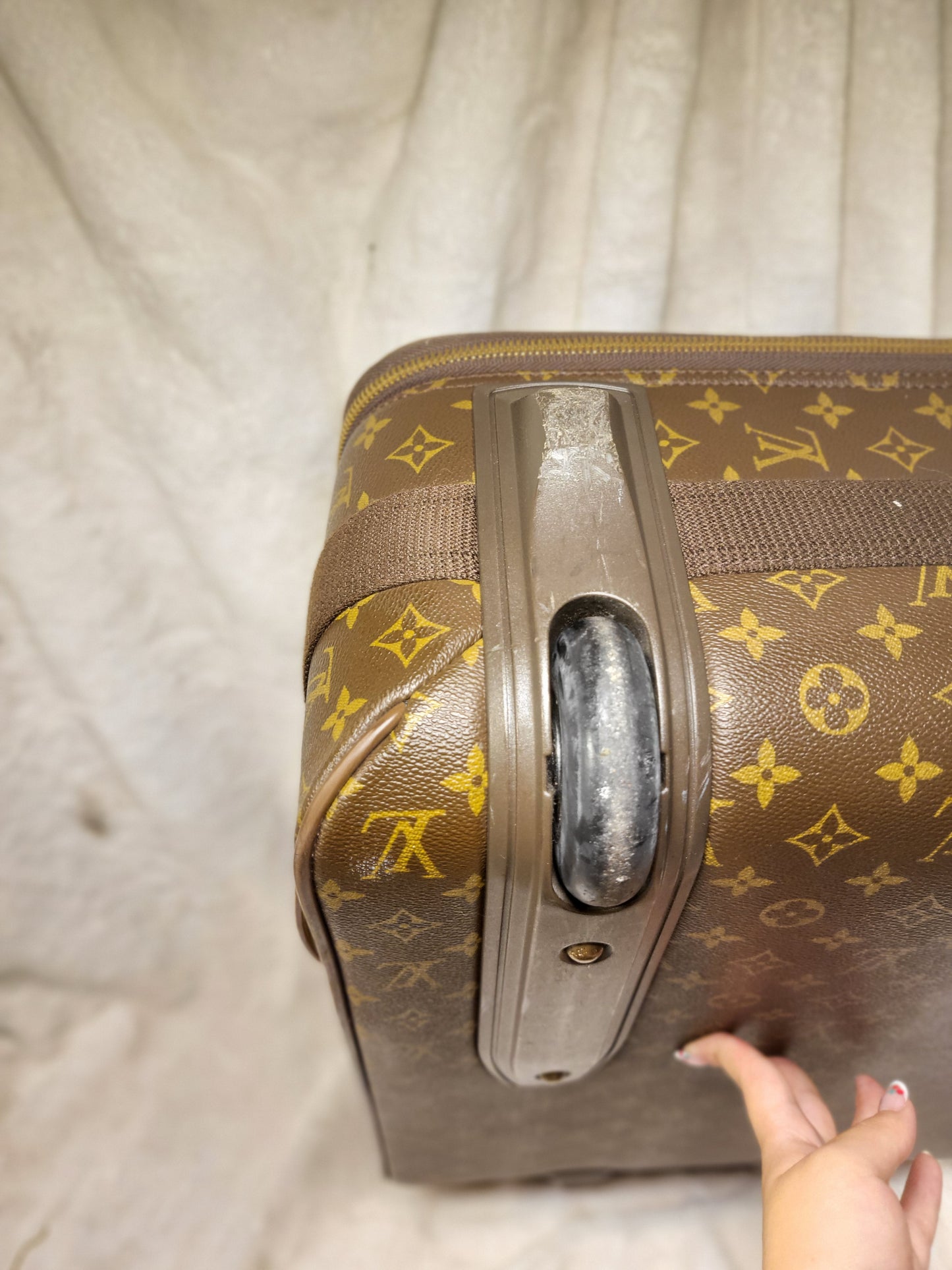 Authentic pre-owned Louis Vuitton Pegase 55 suitcase carry on