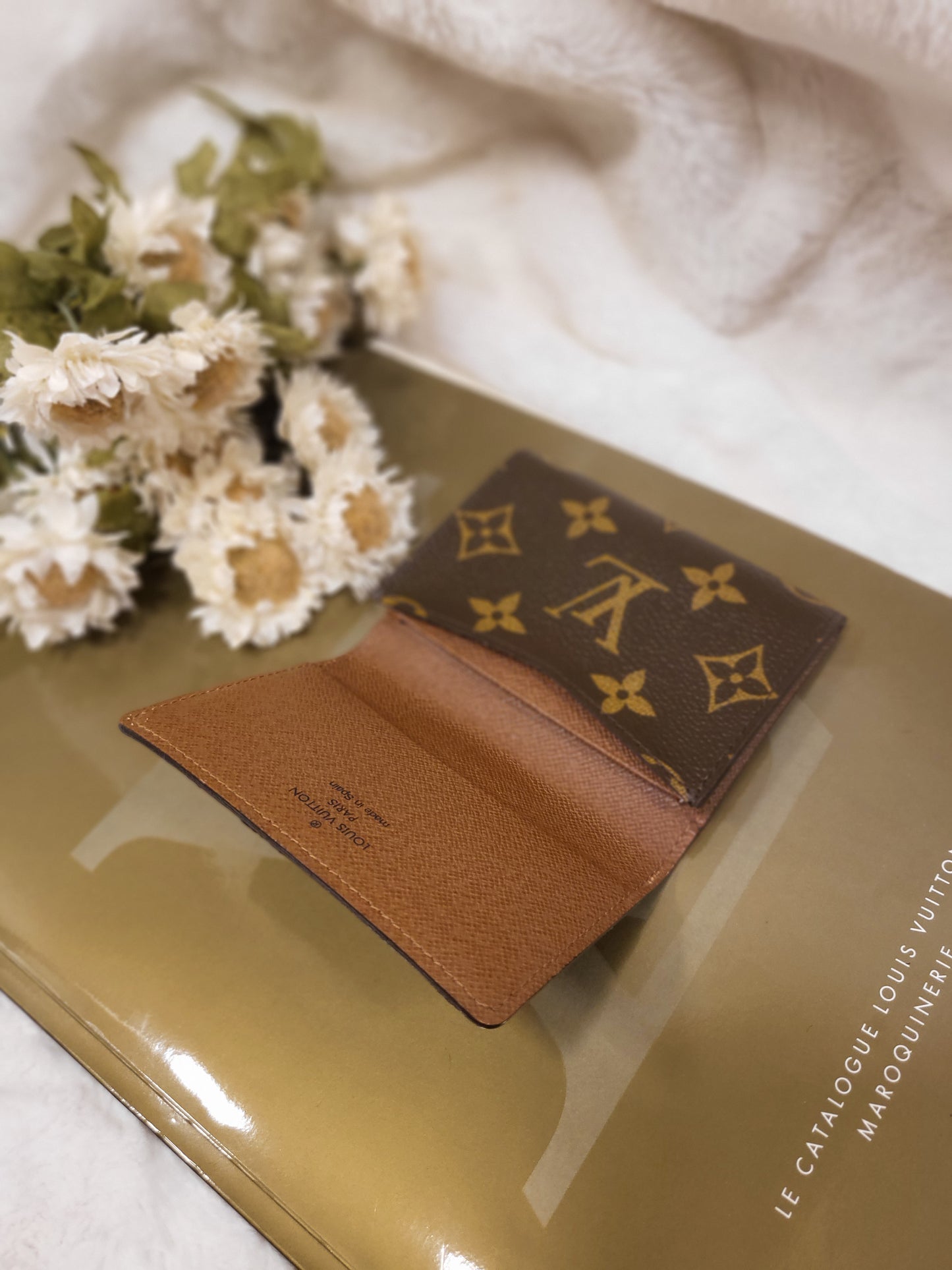 Authentic pre-owned Louis Vuitton Cartes de visite card holder