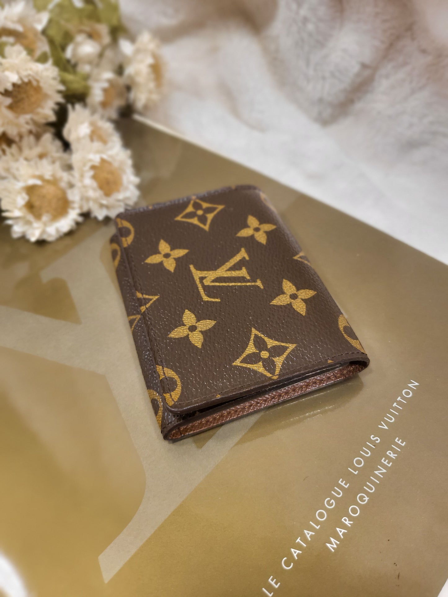Authentic pre-owned Louis Vuitton Cartes de visite card holder