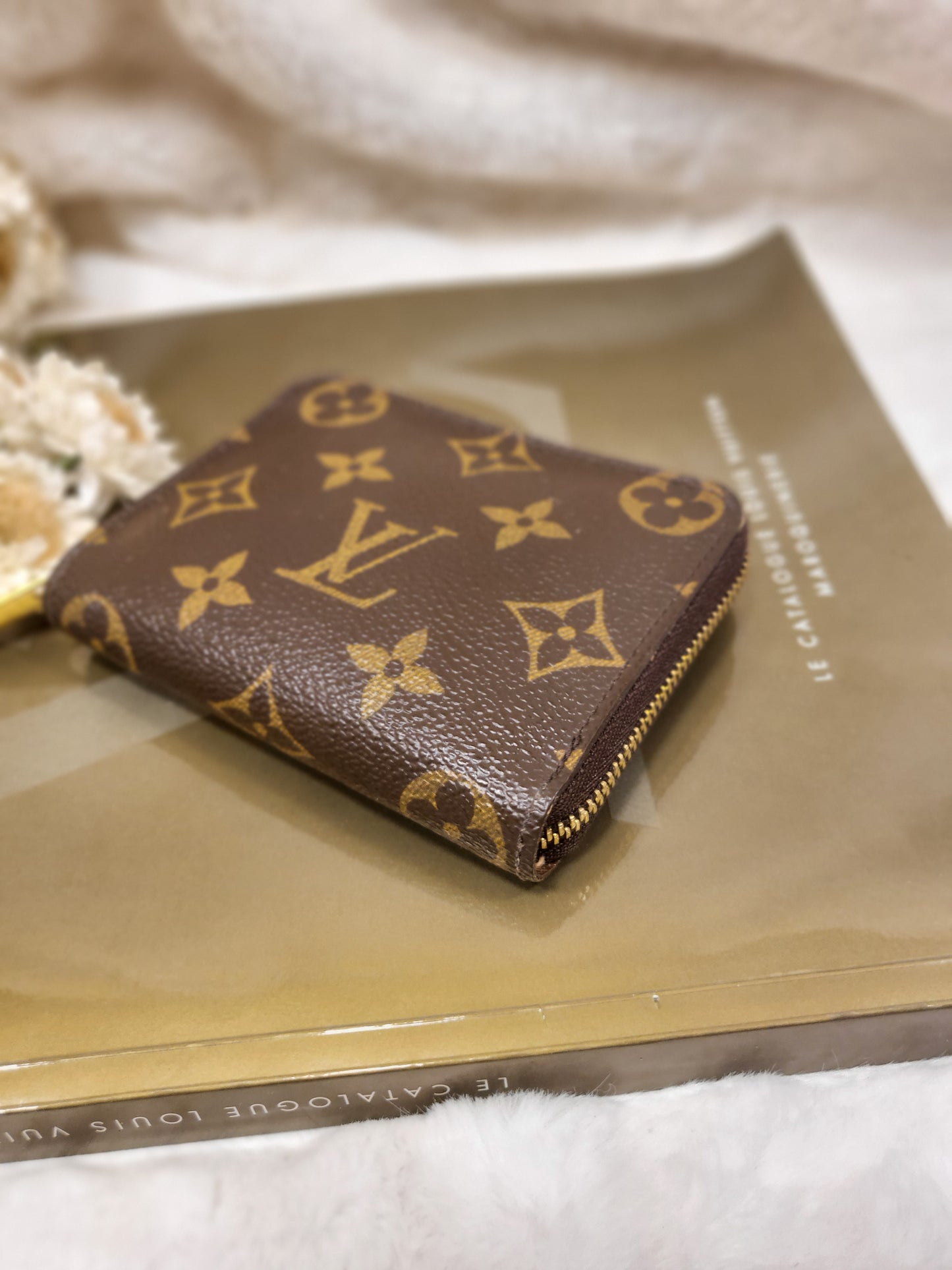 Authentic pre-owned Louis Vuitton compact zippy wallet