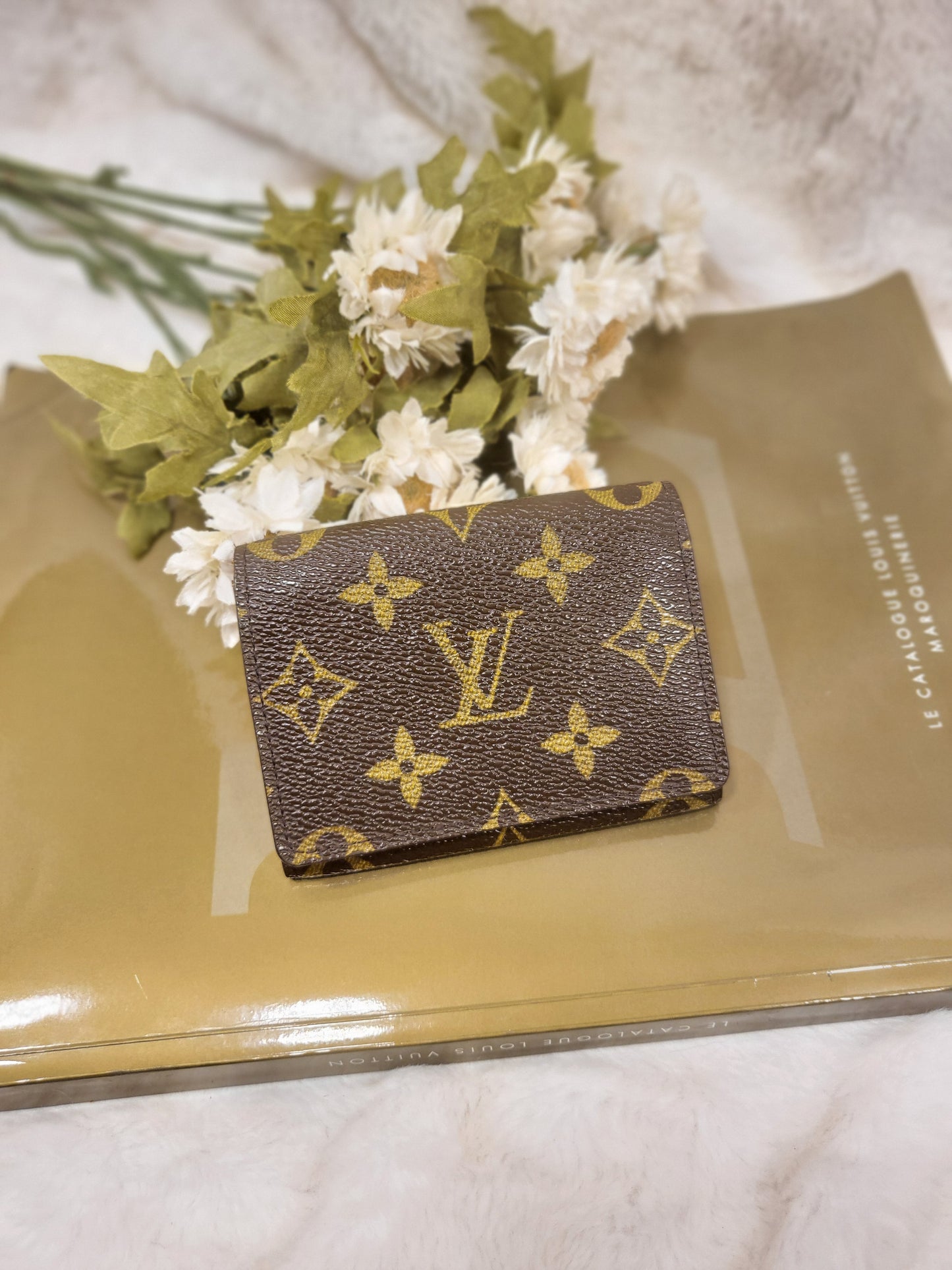 Authentic pre-owned Louis Vuitton cartes de visite card holder