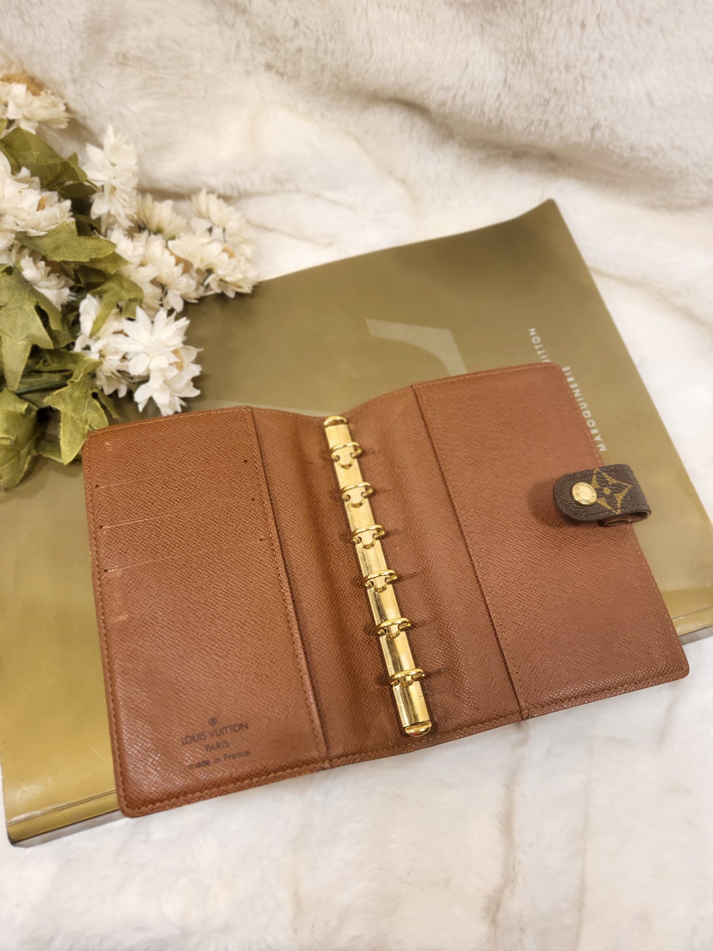 Authentic pre-owned Louis Vuitton agenda pm