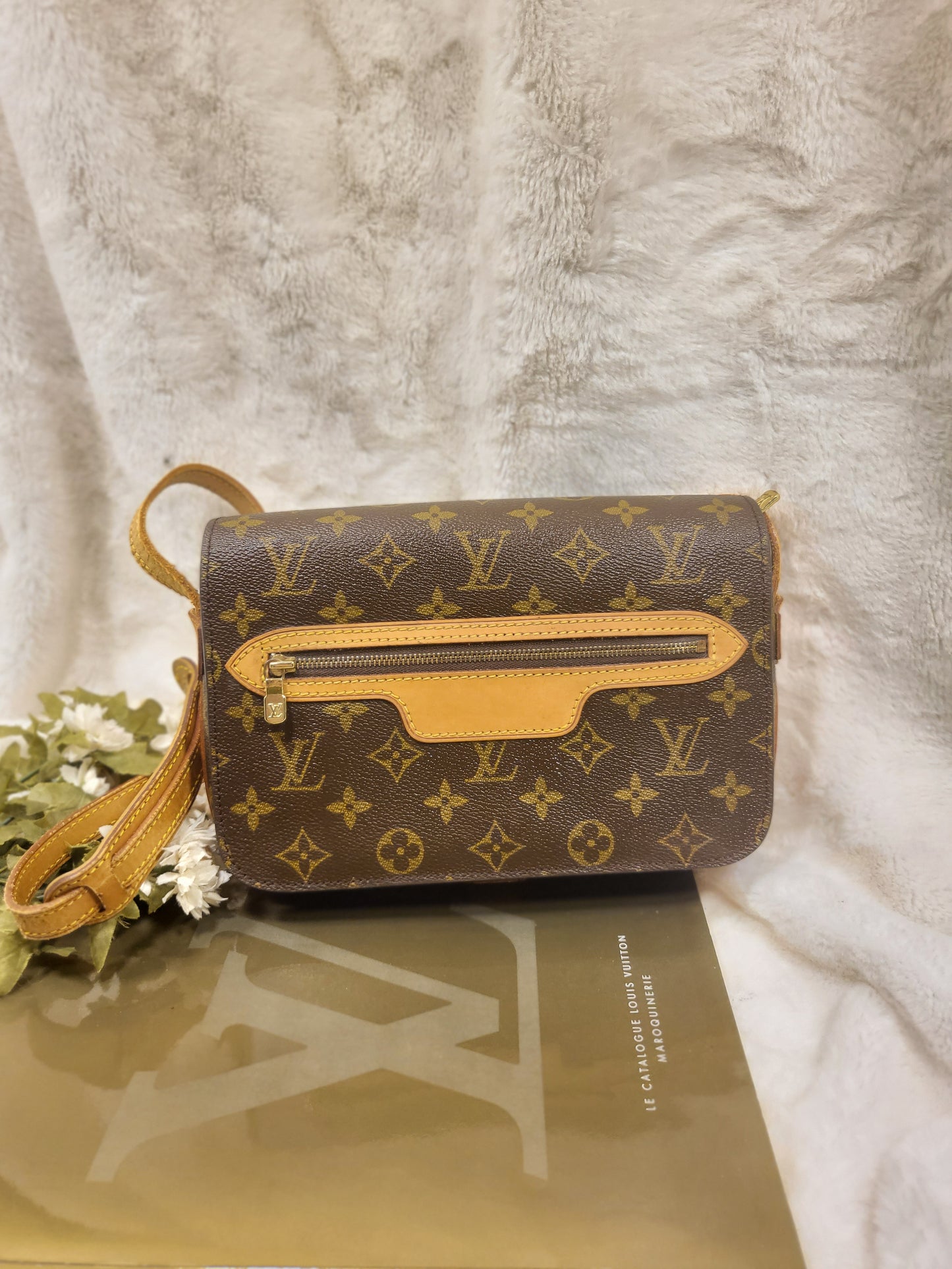 Authentic pre-owned Louis Vuitton Saint Germain 23 crossbody shoulder bag