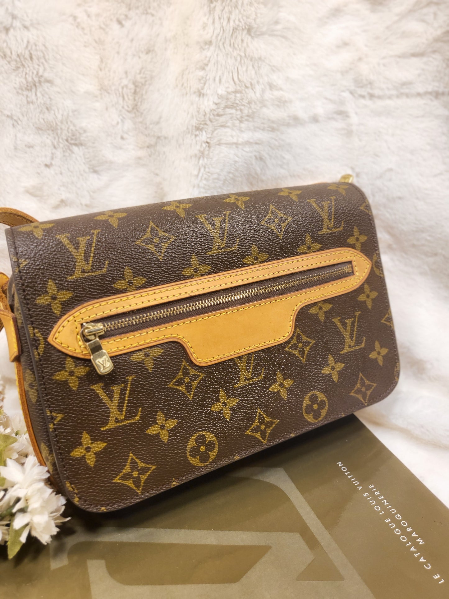 Authentic pre-owned Louis Vuitton Saint Germain 23 crossbody shoulder bag