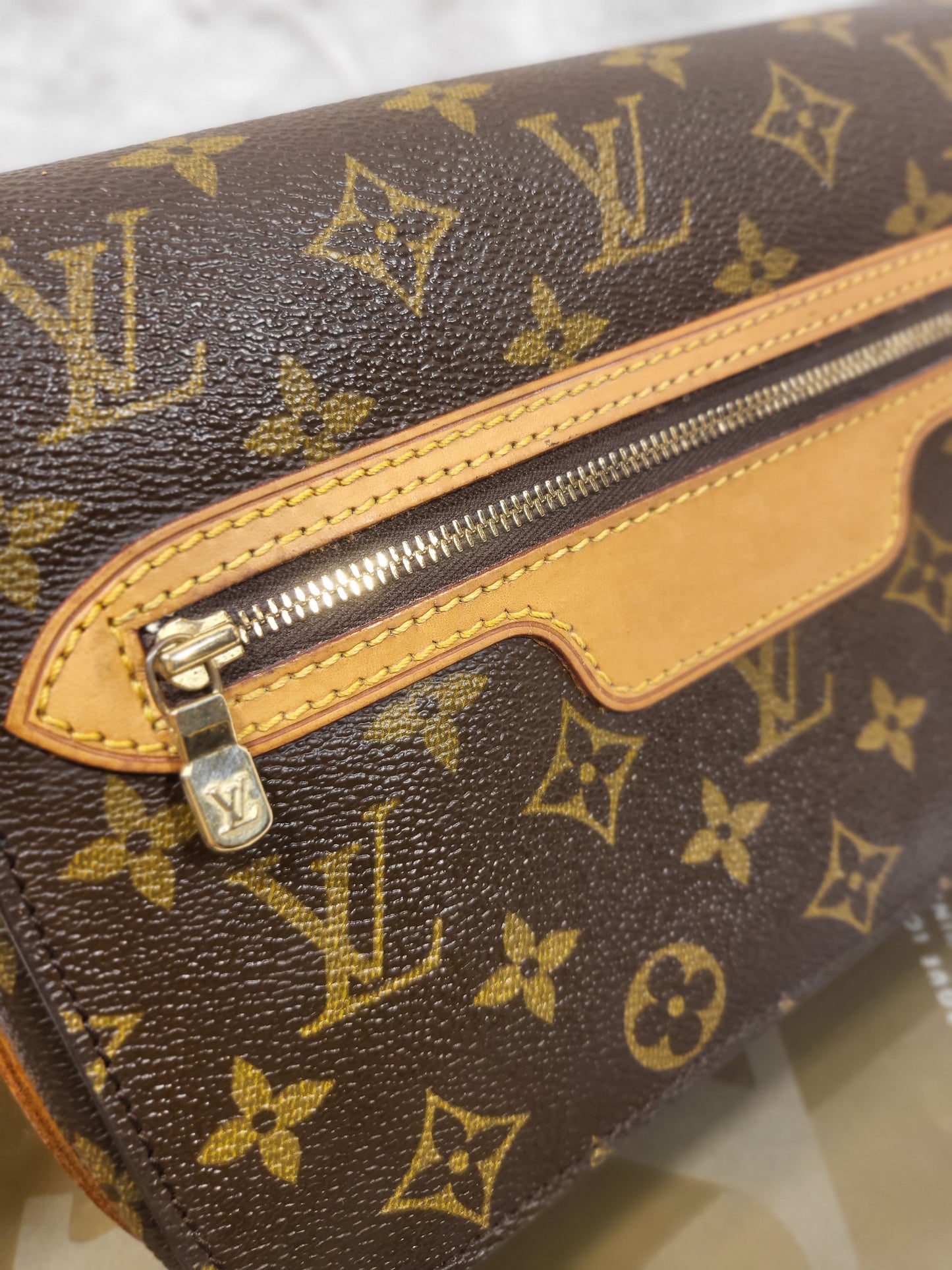 Authentic pre-owned Louis Vuitton Saint Germain 23 crossbody shoulder bag