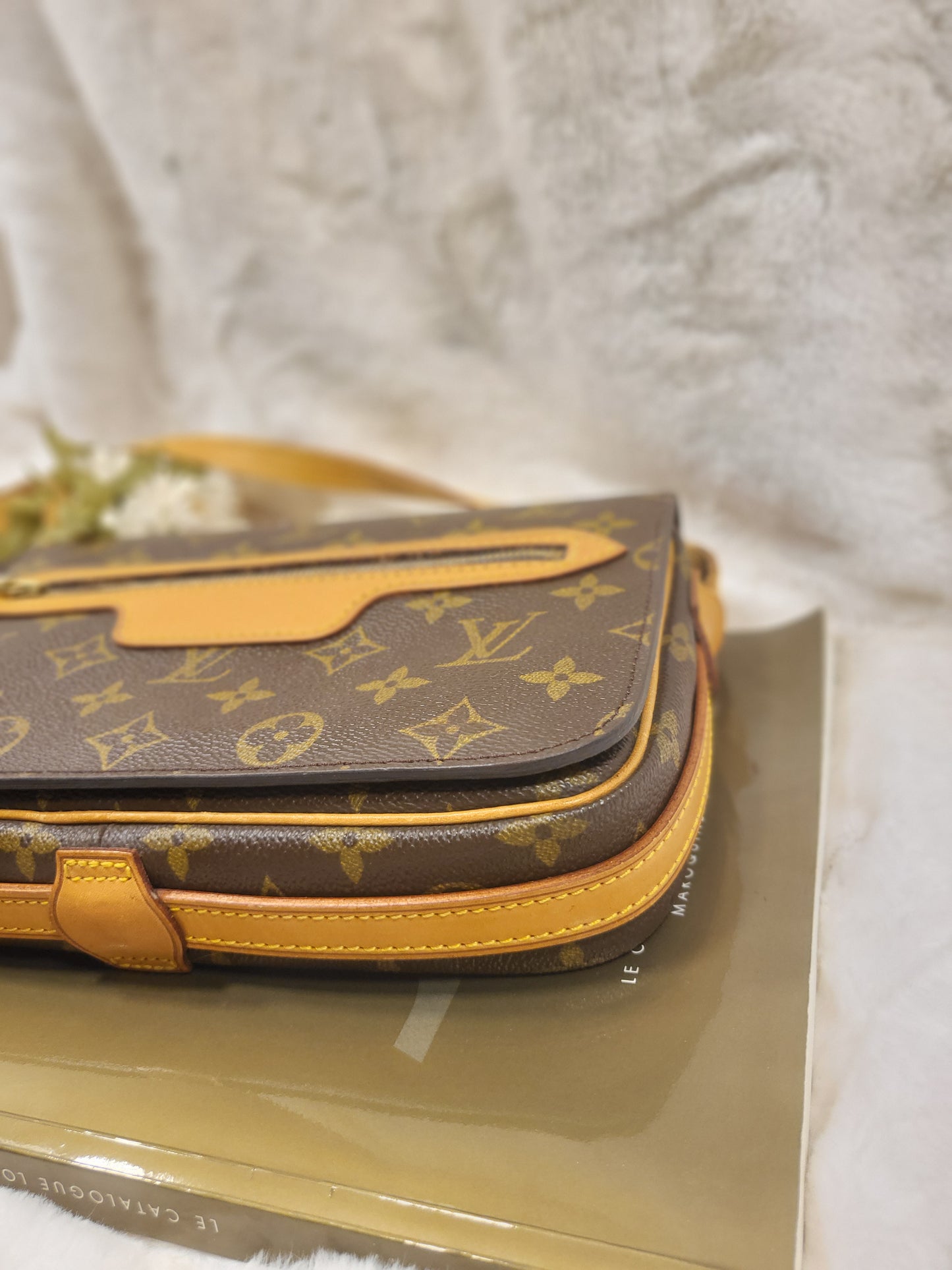 Authentic pre-owned Louis Vuitton Saint Germain 23 crossbody shoulder bag