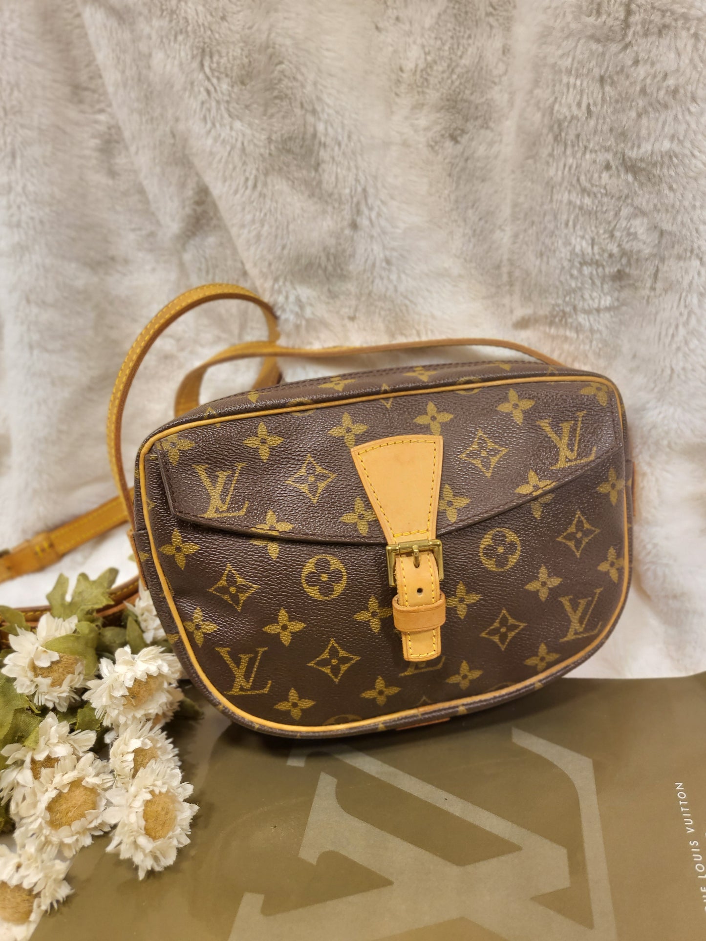 Authentic pre-owned Louis Vuitton Jeune Fille pm crossbody shoulder bag