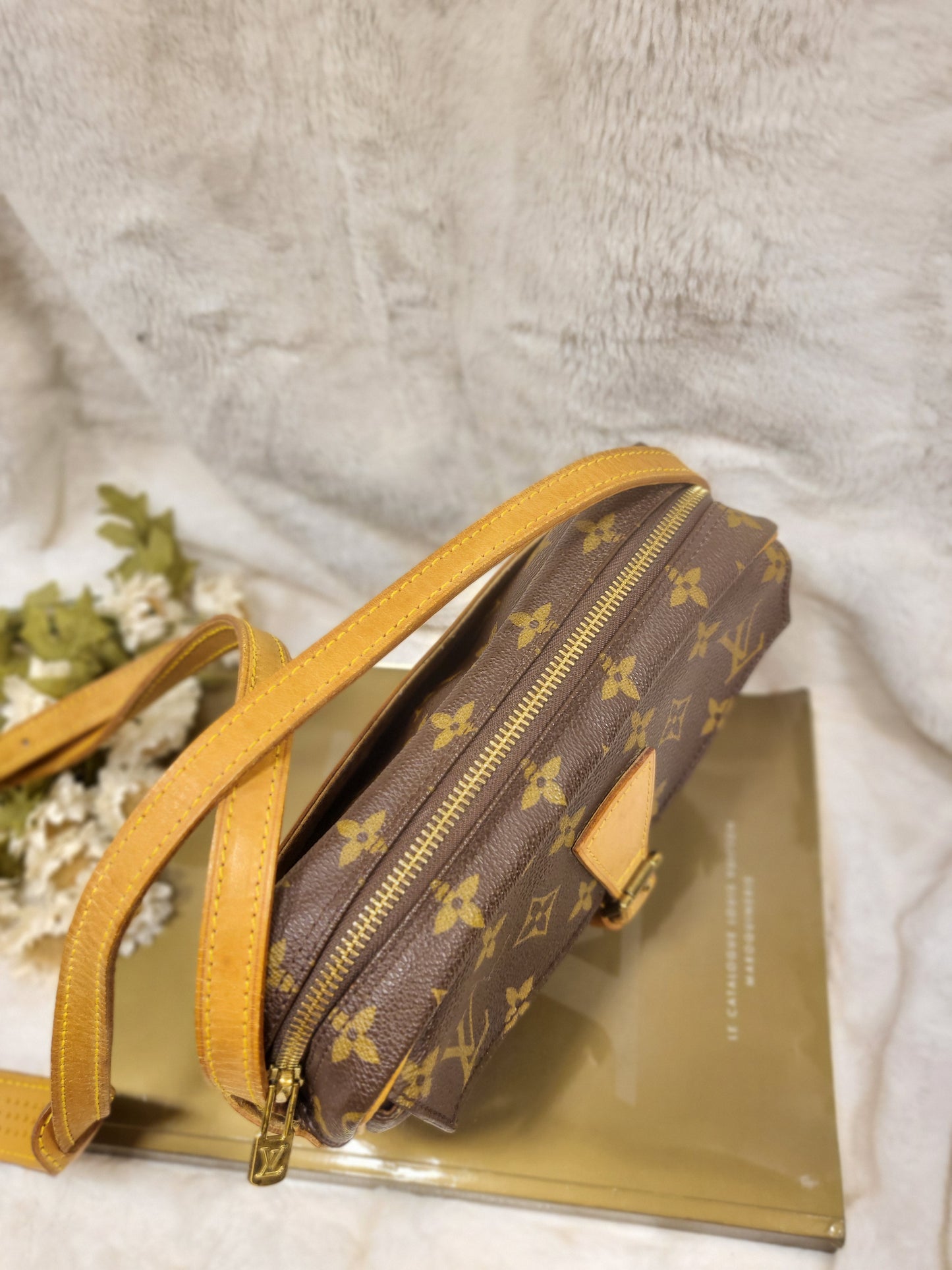 Authentic pre-owned Louis Vuitton Jeune Fille pm crossbody shoulder bag