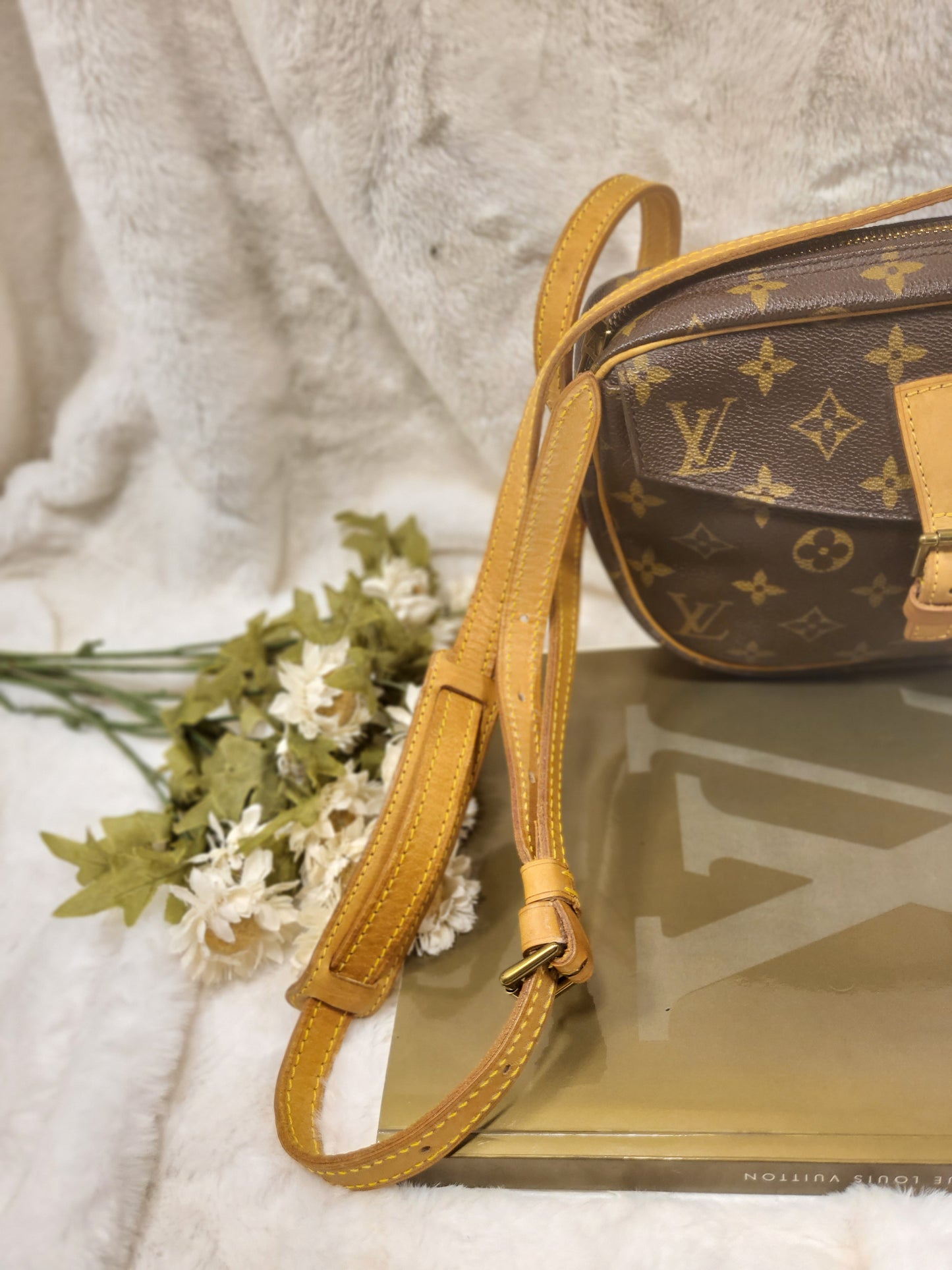 Authentic pre-owned Louis Vuitton Jeune Fille pm crossbody shoulder bag
