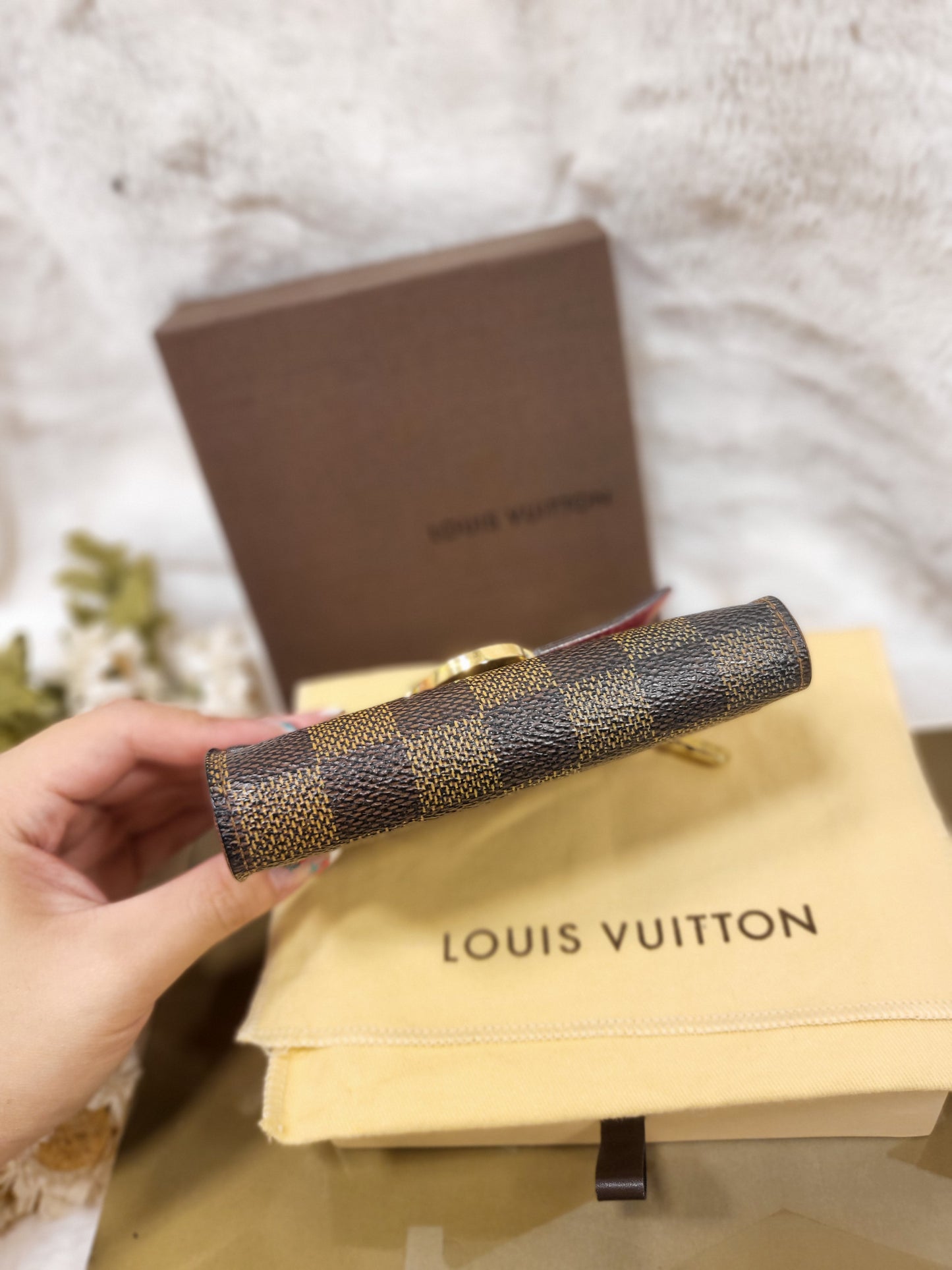 Authentic pre-owned Louis Vuitton Koala damier ebene wallet
