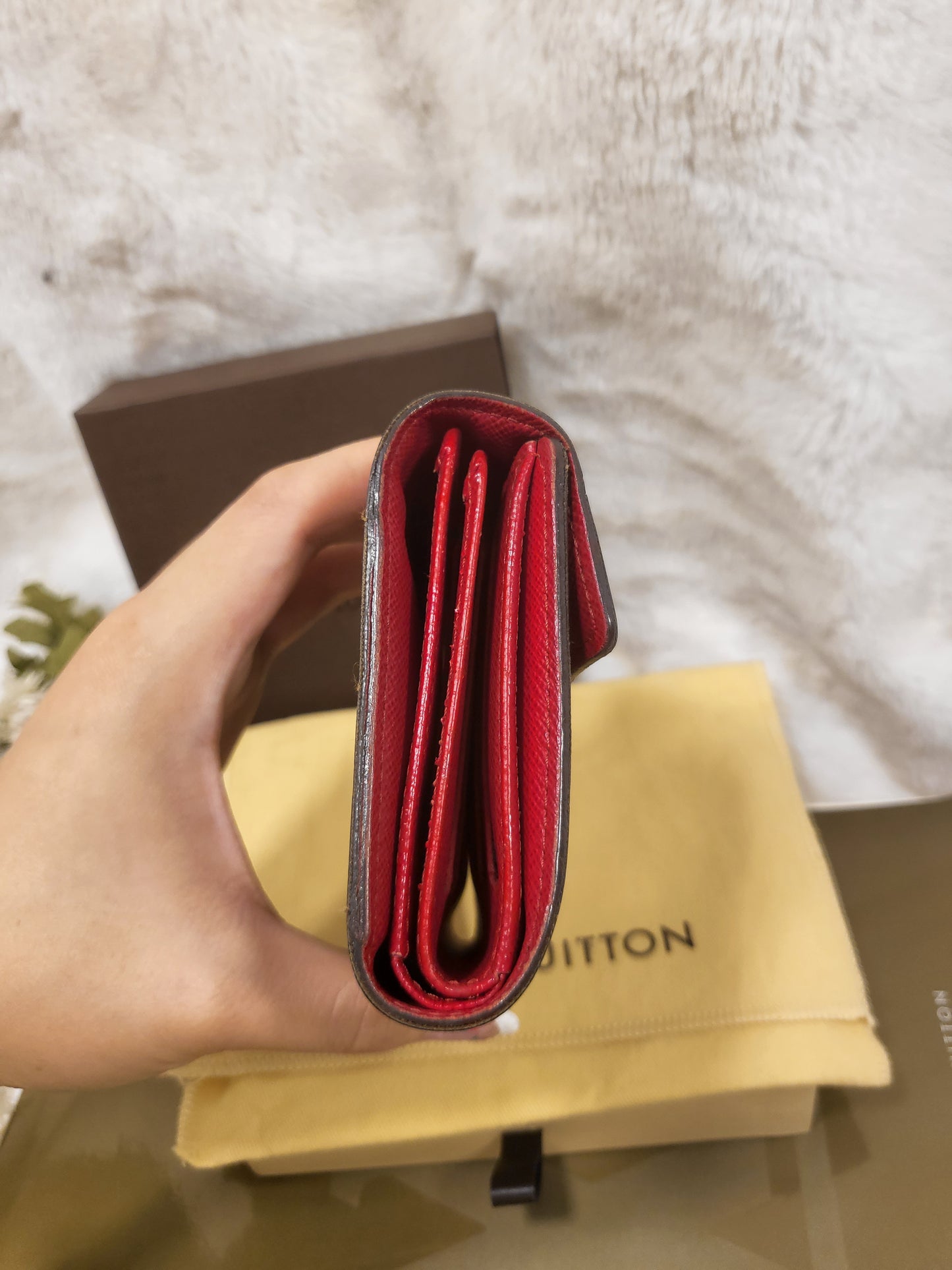 Authentic pre-owned Louis Vuitton Koala damier ebene wallet