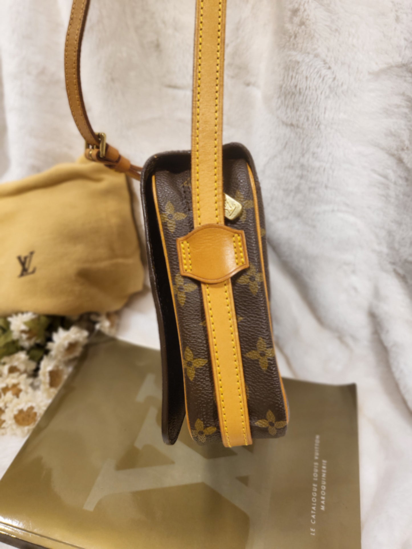 Authentic pre-owned Louis Vuitton Saint Germain 28 crossbody shoulder bag