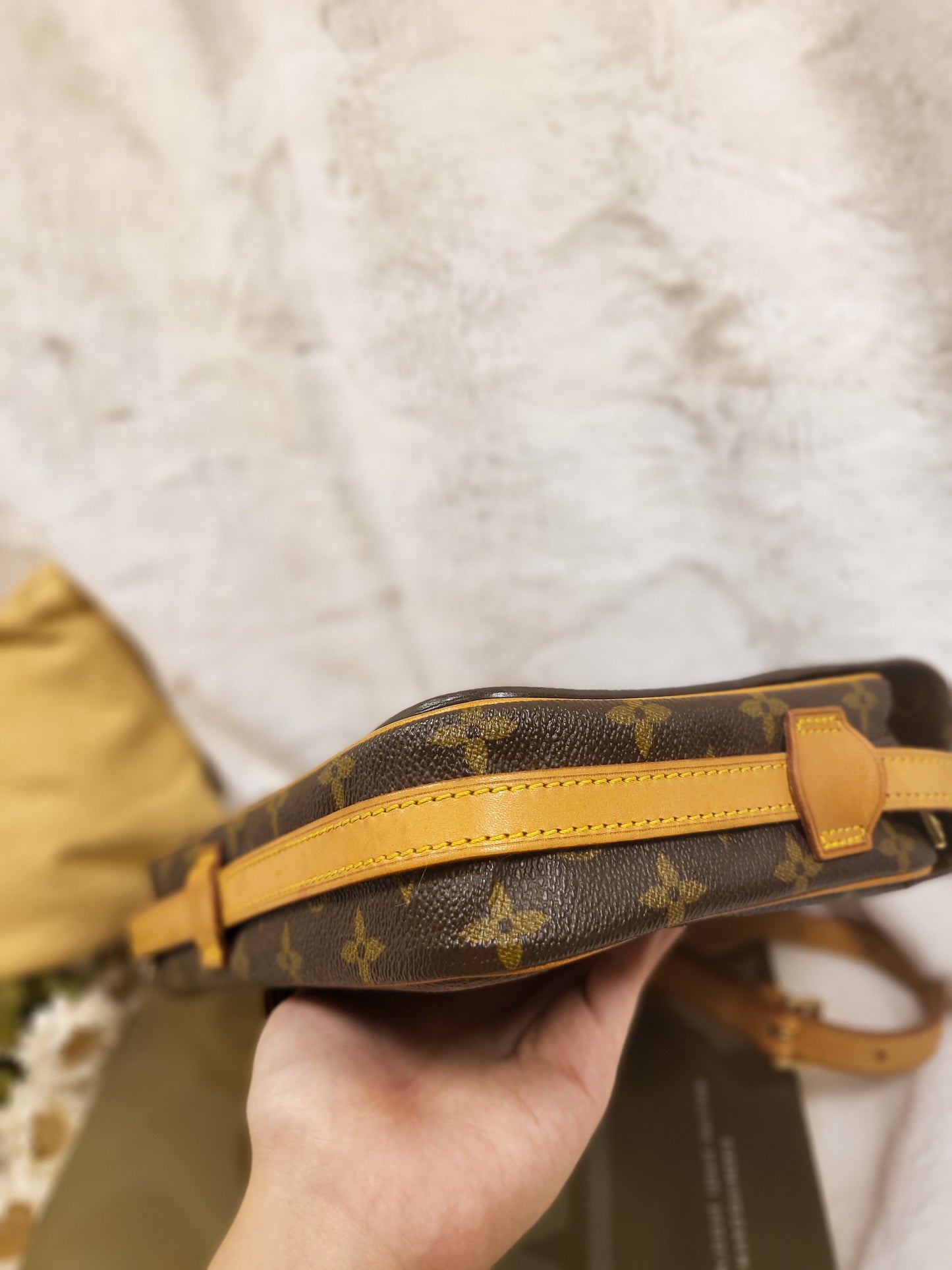 Authentic pre-owned Louis Vuitton Saint Germain 28 crossbody shoulder bag