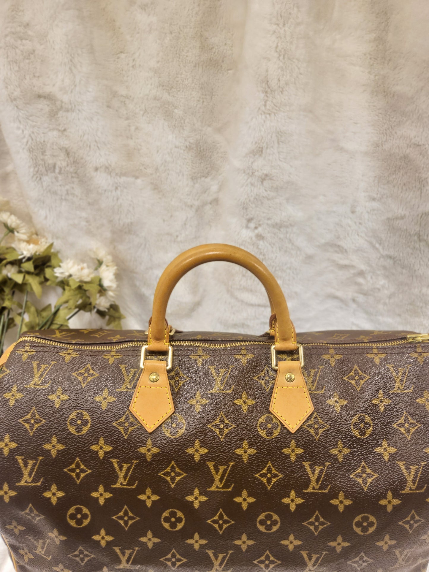 Authentic pre-owned Louis Vuitton speedy 40