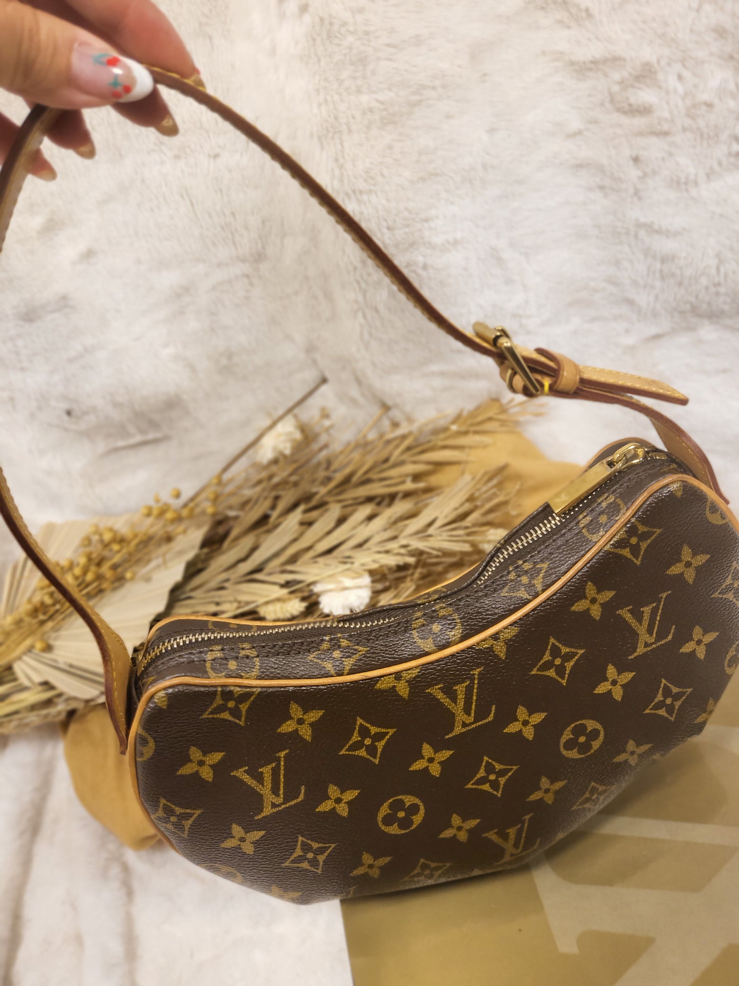 Authentic pre-owned Louis Vuitton Croissant pm