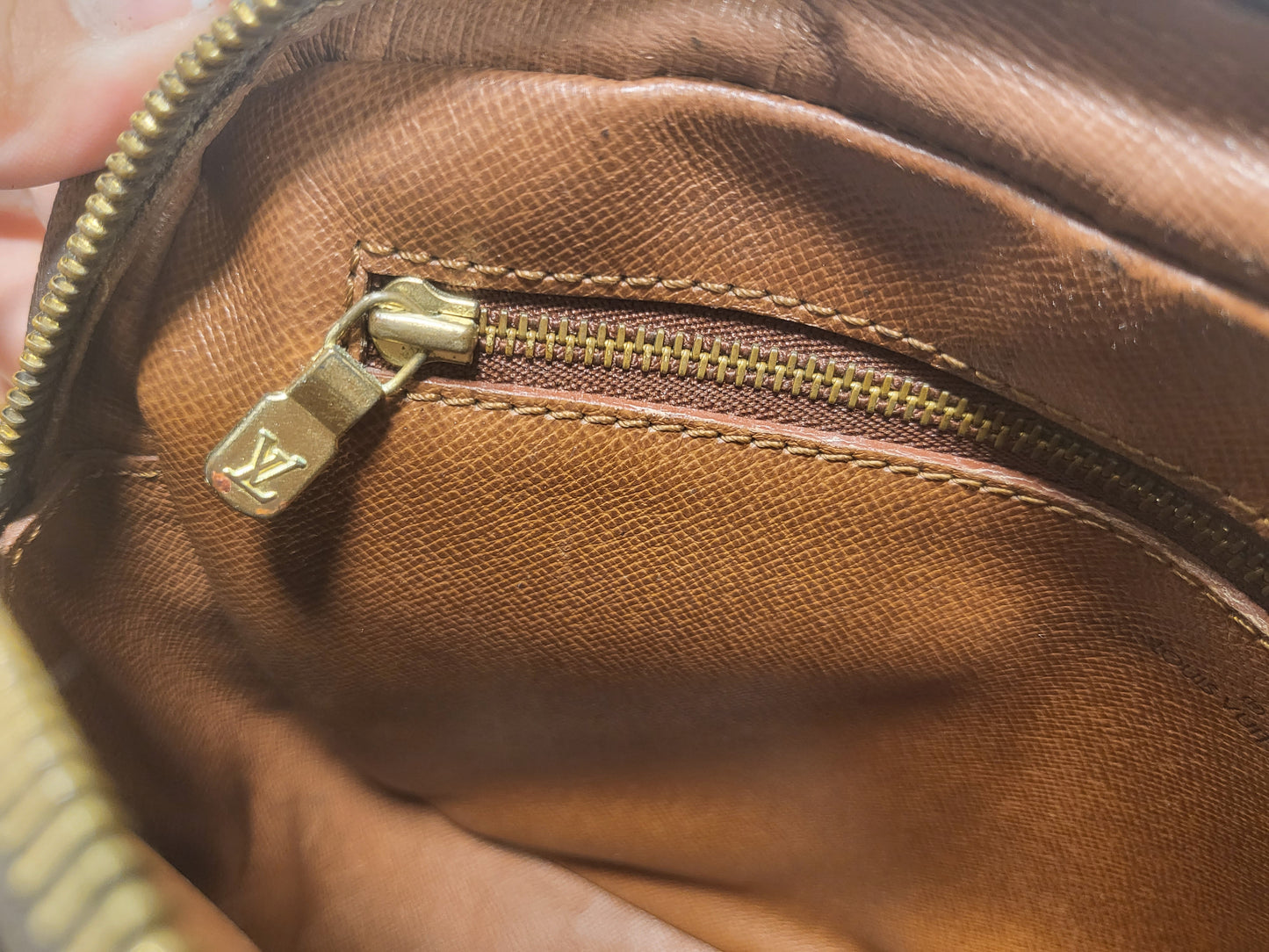 Authentic pre-owned Louis Vuitton Jeune fille gm crossbody shoulder bag
