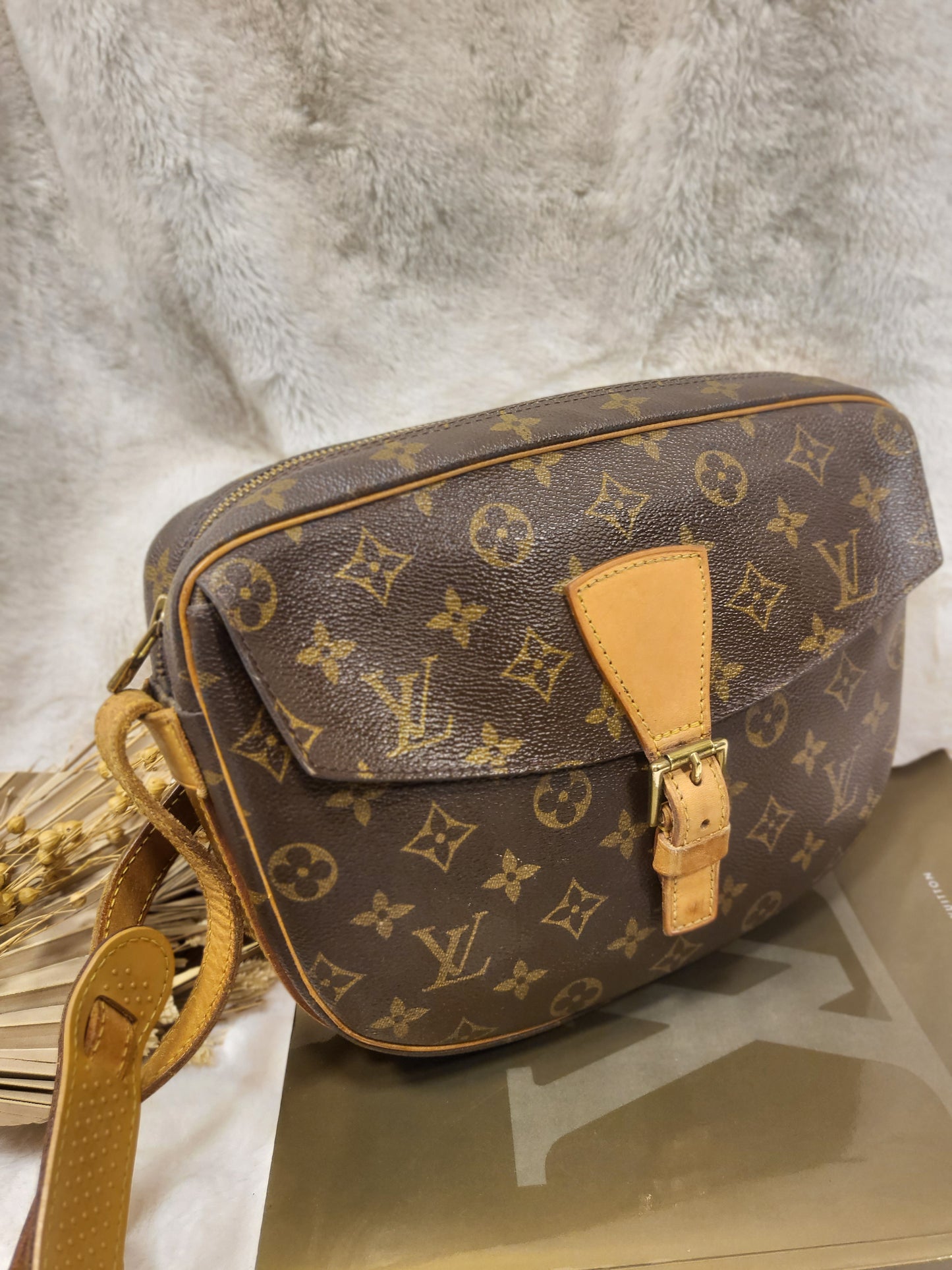 Authentic pre-owned Louis Vuitton Jeune fille gm crossbody shoulder bag