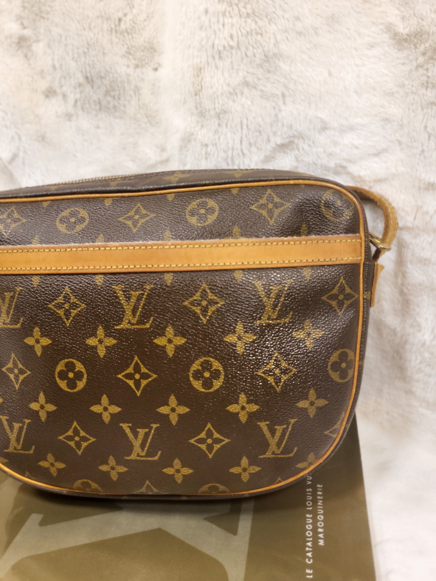 Authentic pre-owned Louis Vuitton Jeune fille gm crossbody shoulder bag