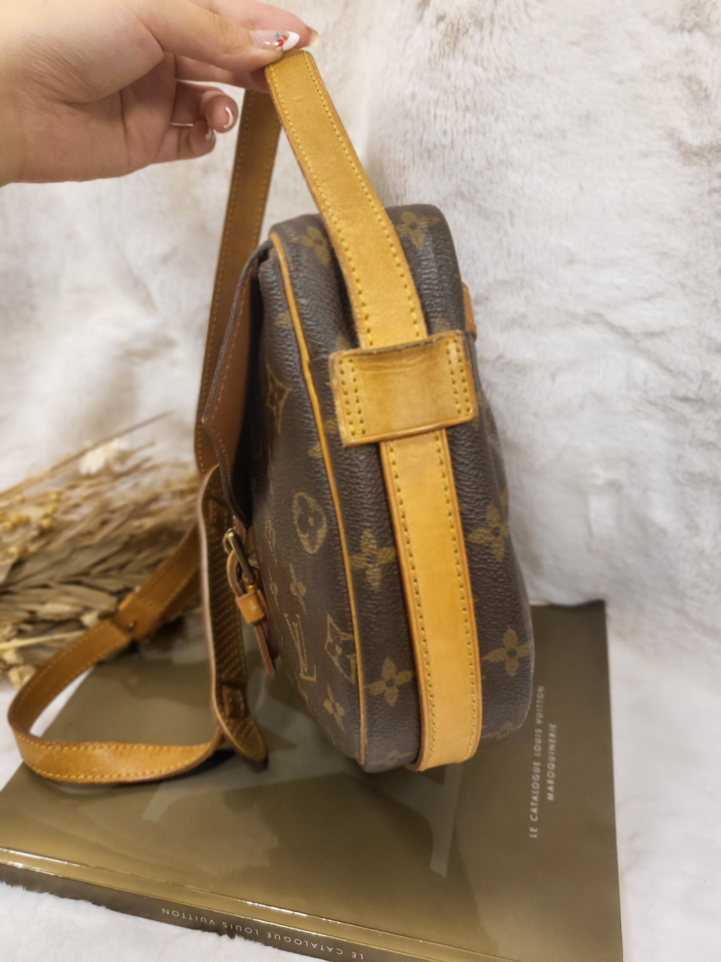 Authentic pre-owned Louis Vuitton Jeune fille gm crossbody shoulder bag