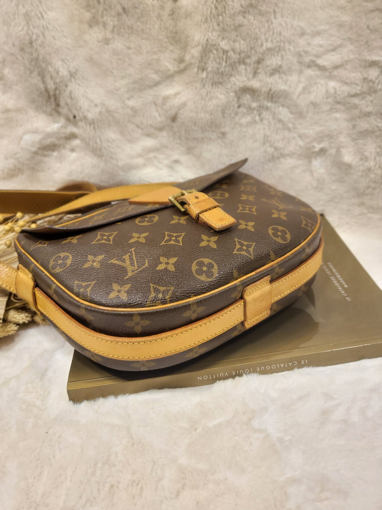 Authentic pre-owned Louis Vuitton Jeune fille gm crossbody shoulder bag