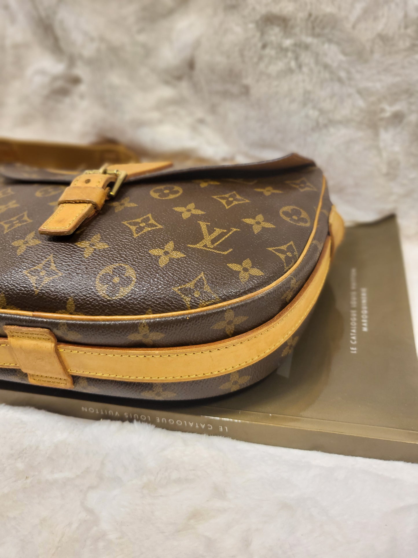 Authentic pre-owned Louis Vuitton Jeune fille gm crossbody shoulder bag