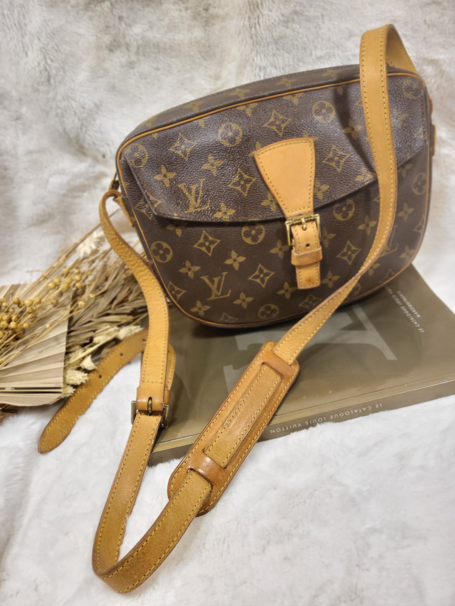 Authentic pre-owned Louis Vuitton Jeune fille gm crossbody shoulder bag