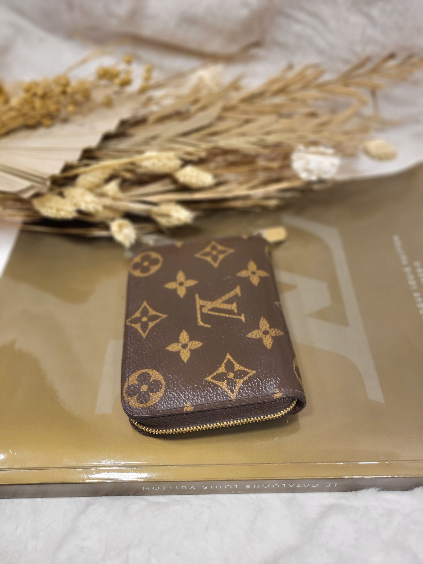 Authentic pre-owned Louis Vuitton compact zippy wallet