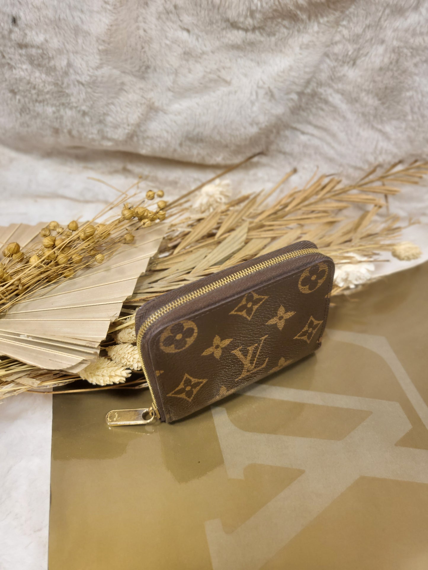 Authentic pre-owned Louis Vuitton compact zippy wallet