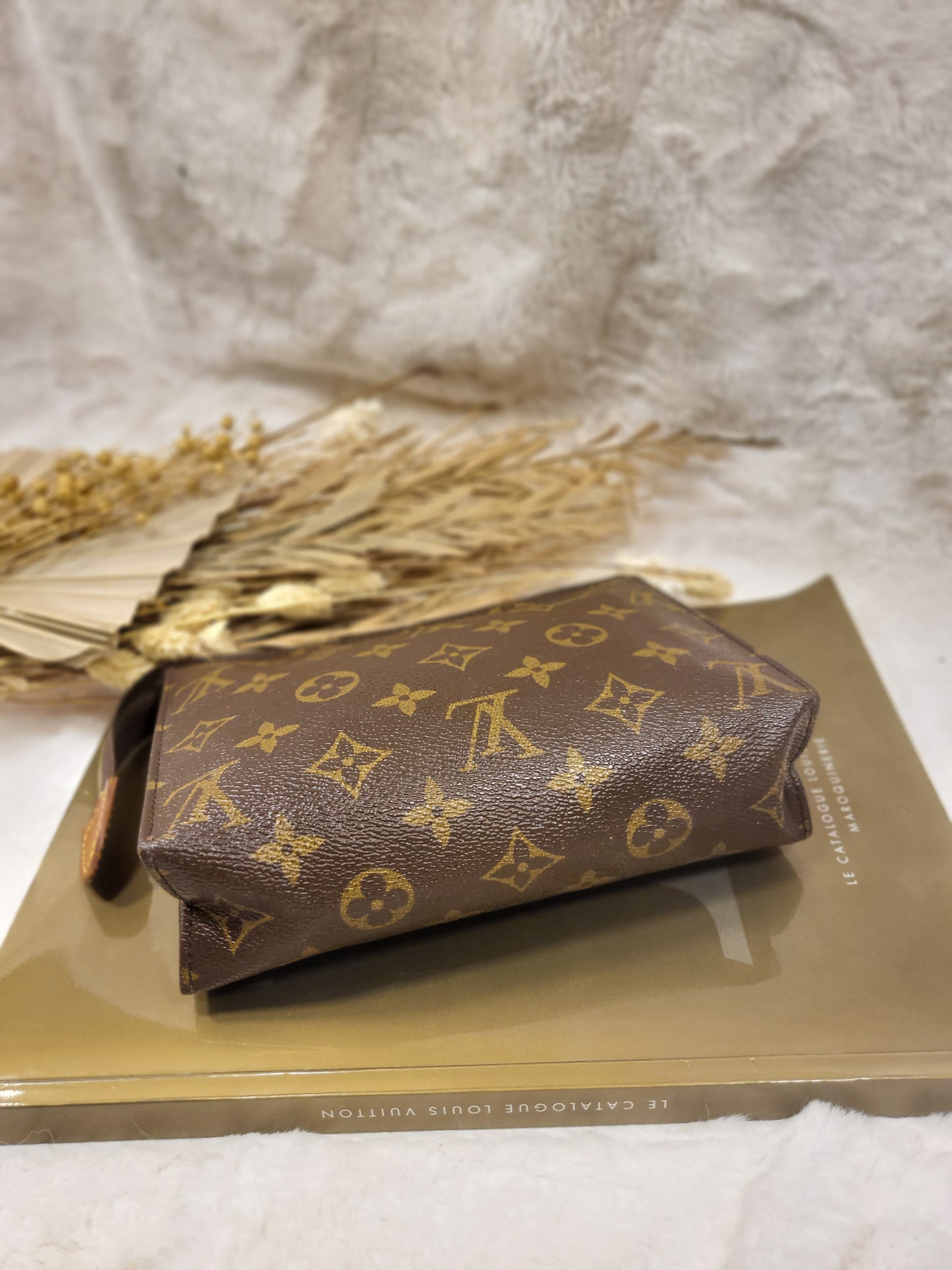 Authentic pre-owned Louis Vuitton toiletry 19 make up bag