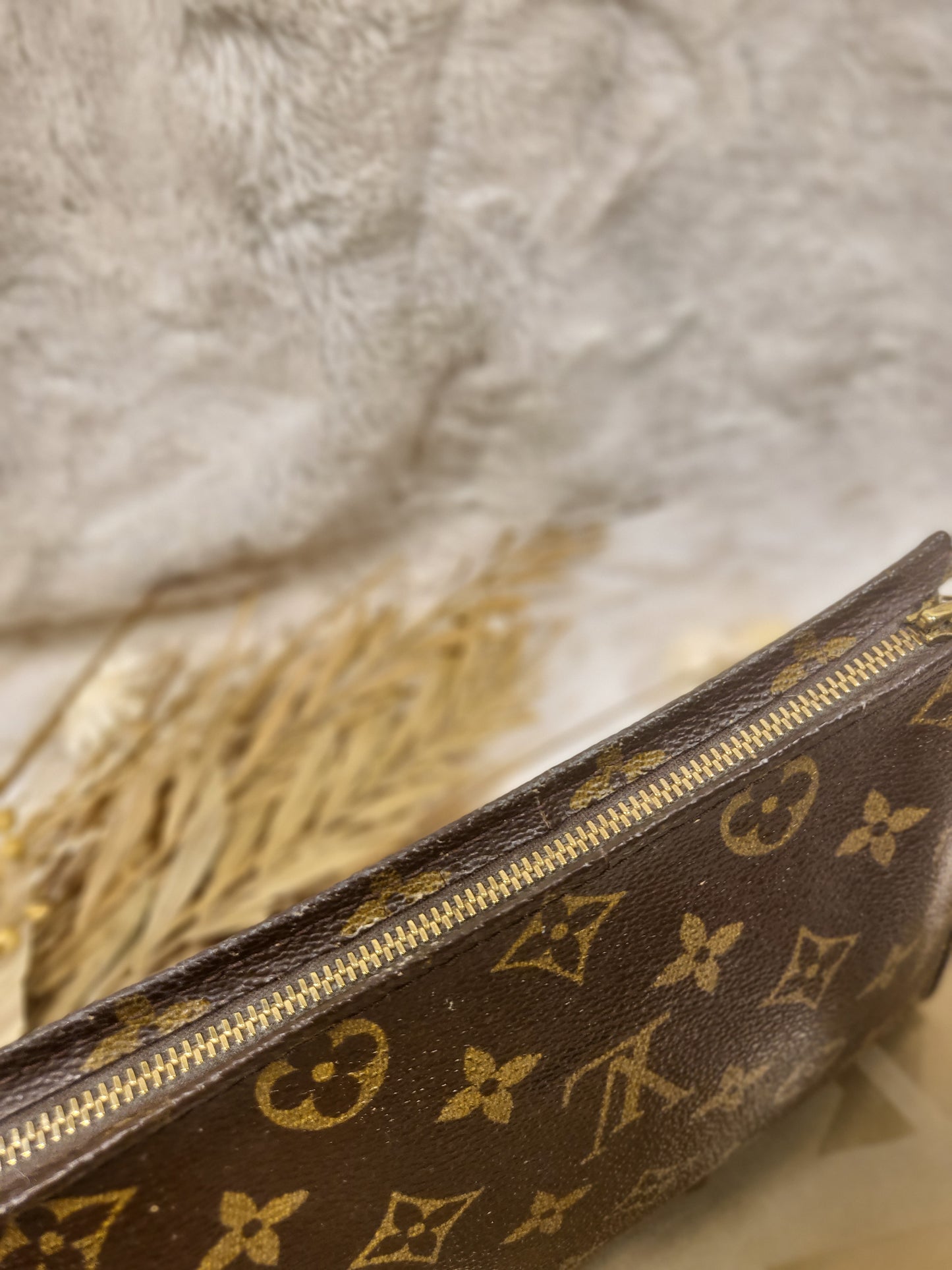 Authentic pre-owned Louis Vuitton toiletry 19 make up bag