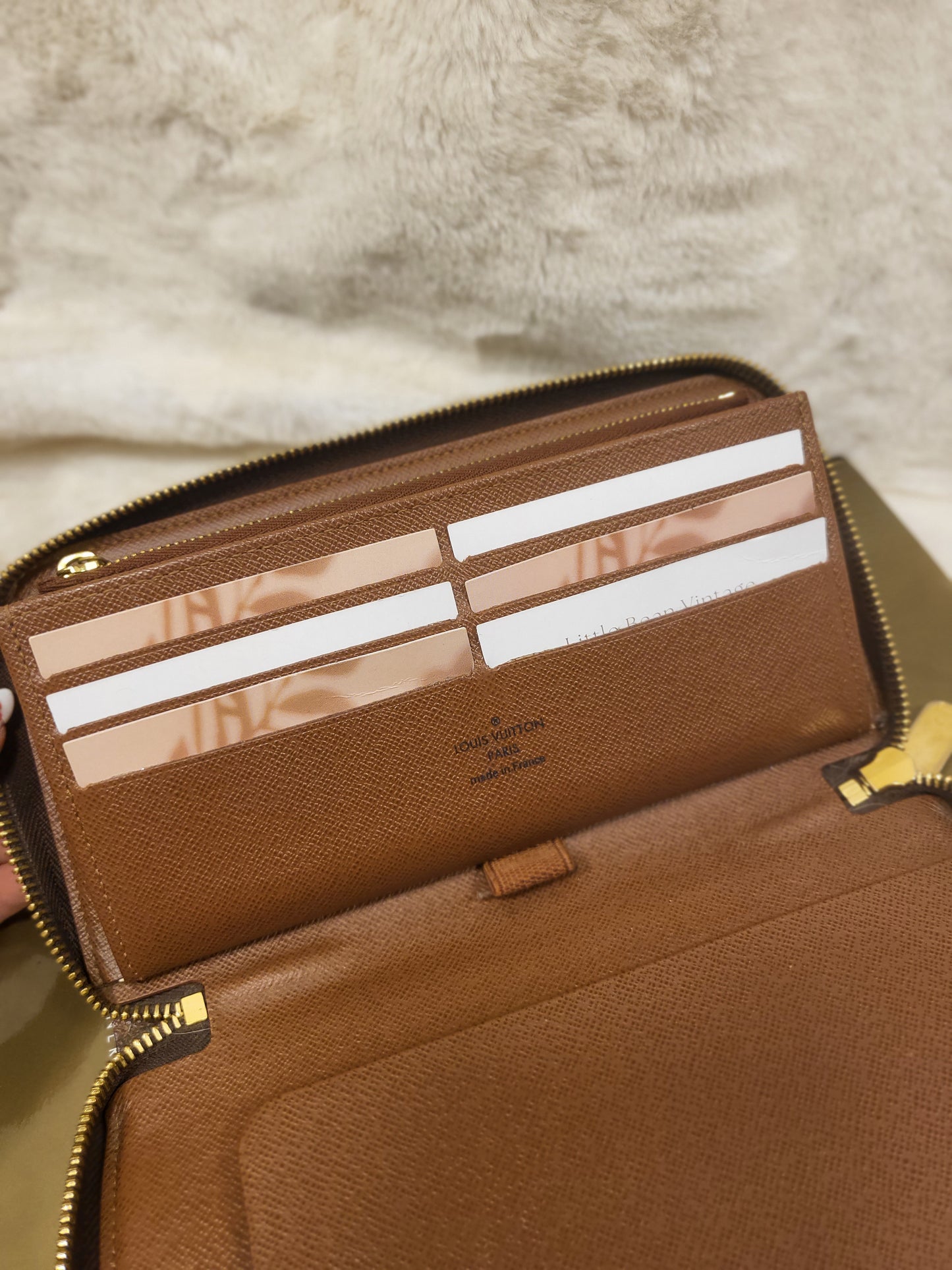 Authentic pre-owned Louis Vuitton zippy travel organizer
