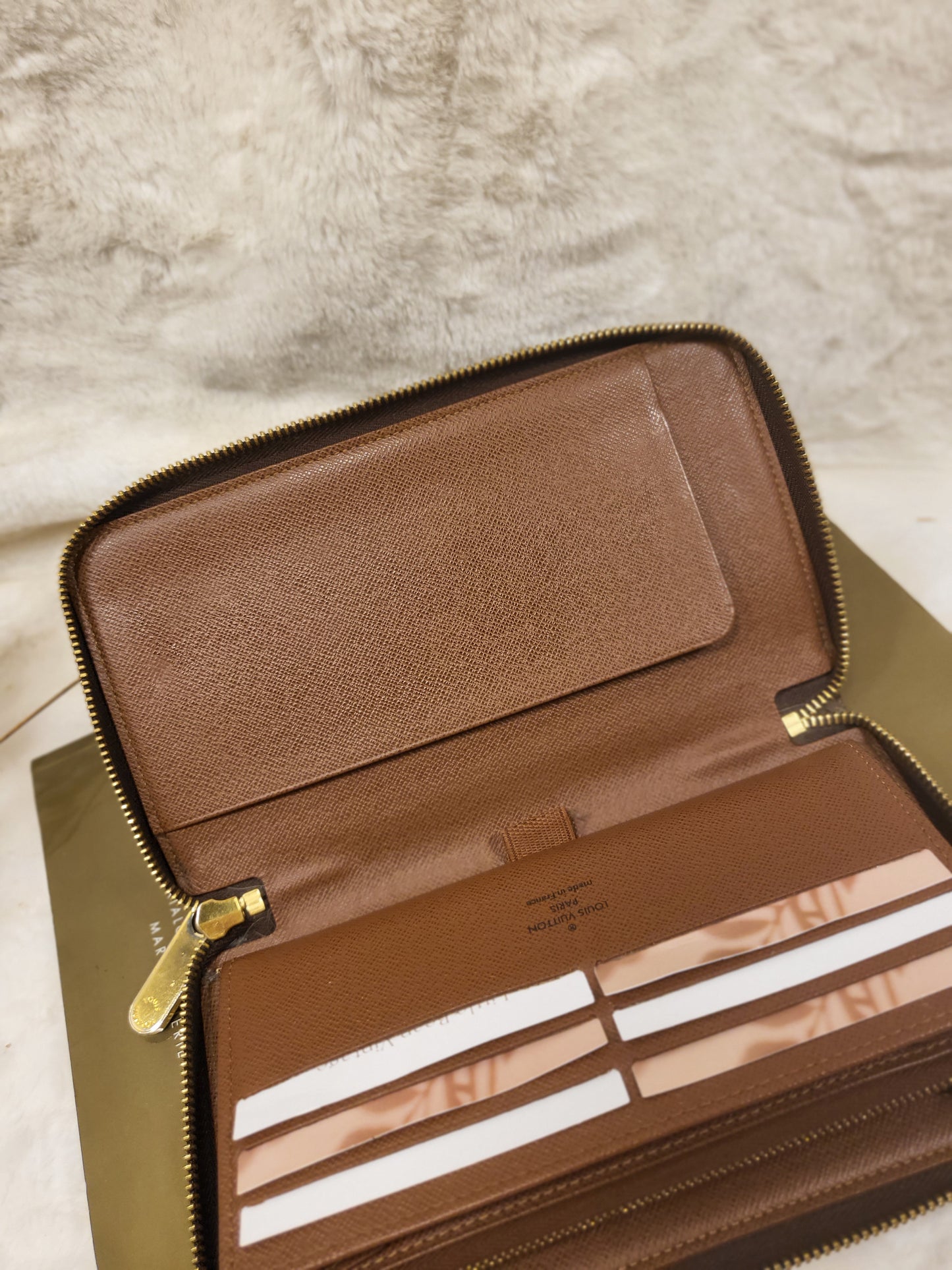 Authentic pre-owned Louis Vuitton zippy travel organizer
